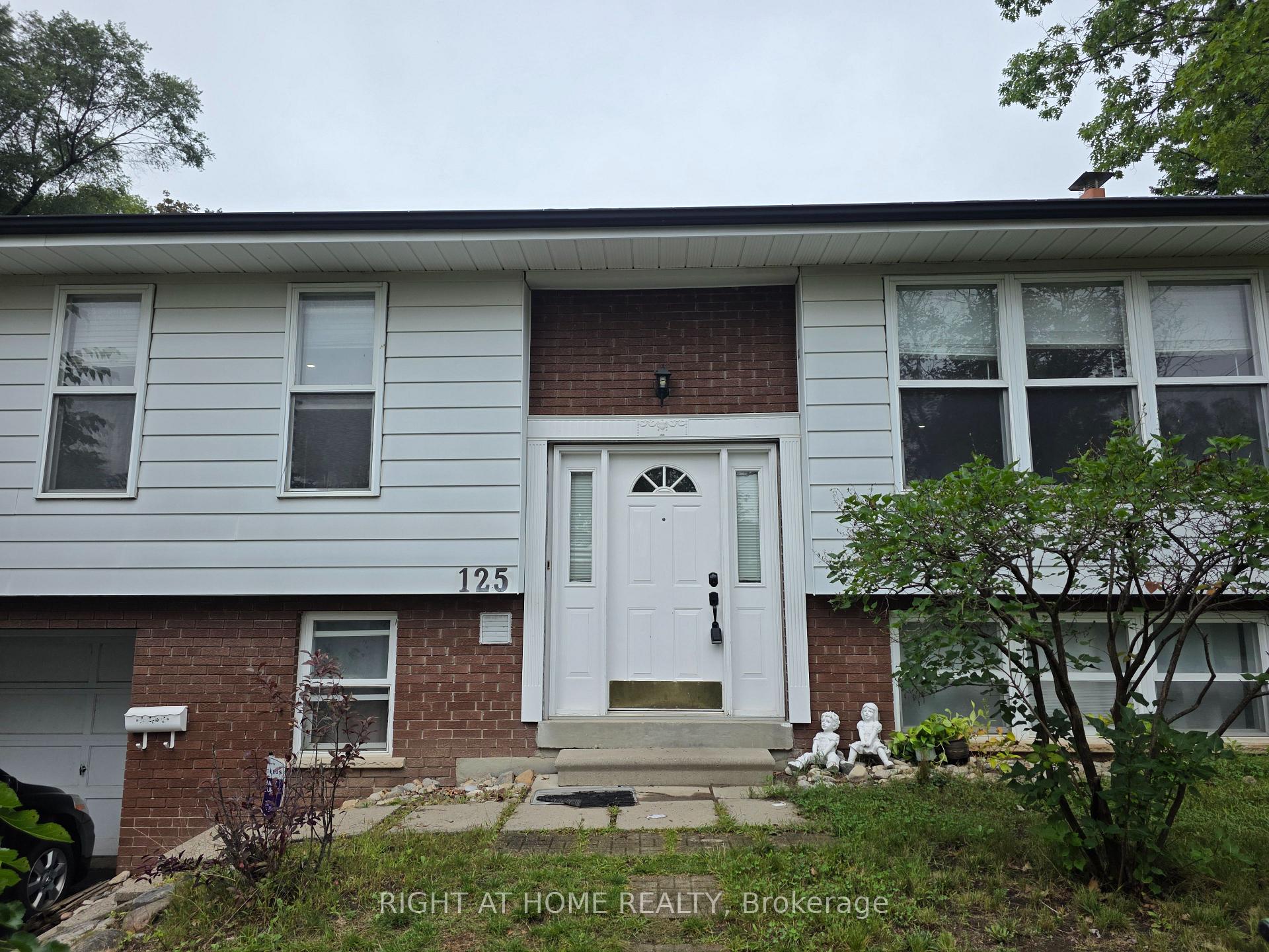 Photo 1 of 125 weir Crescent S, Scarborough, West Hill — HOMEH