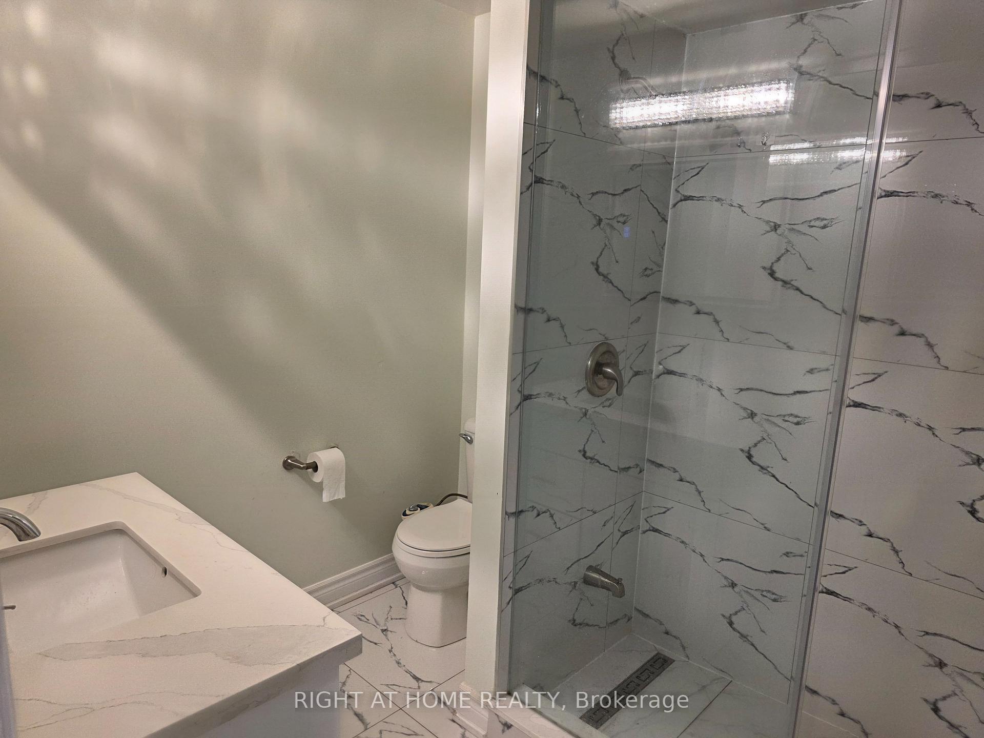 Photo 27 of 125 weir Crescent S, Scarborough, West Hill — HOMEH