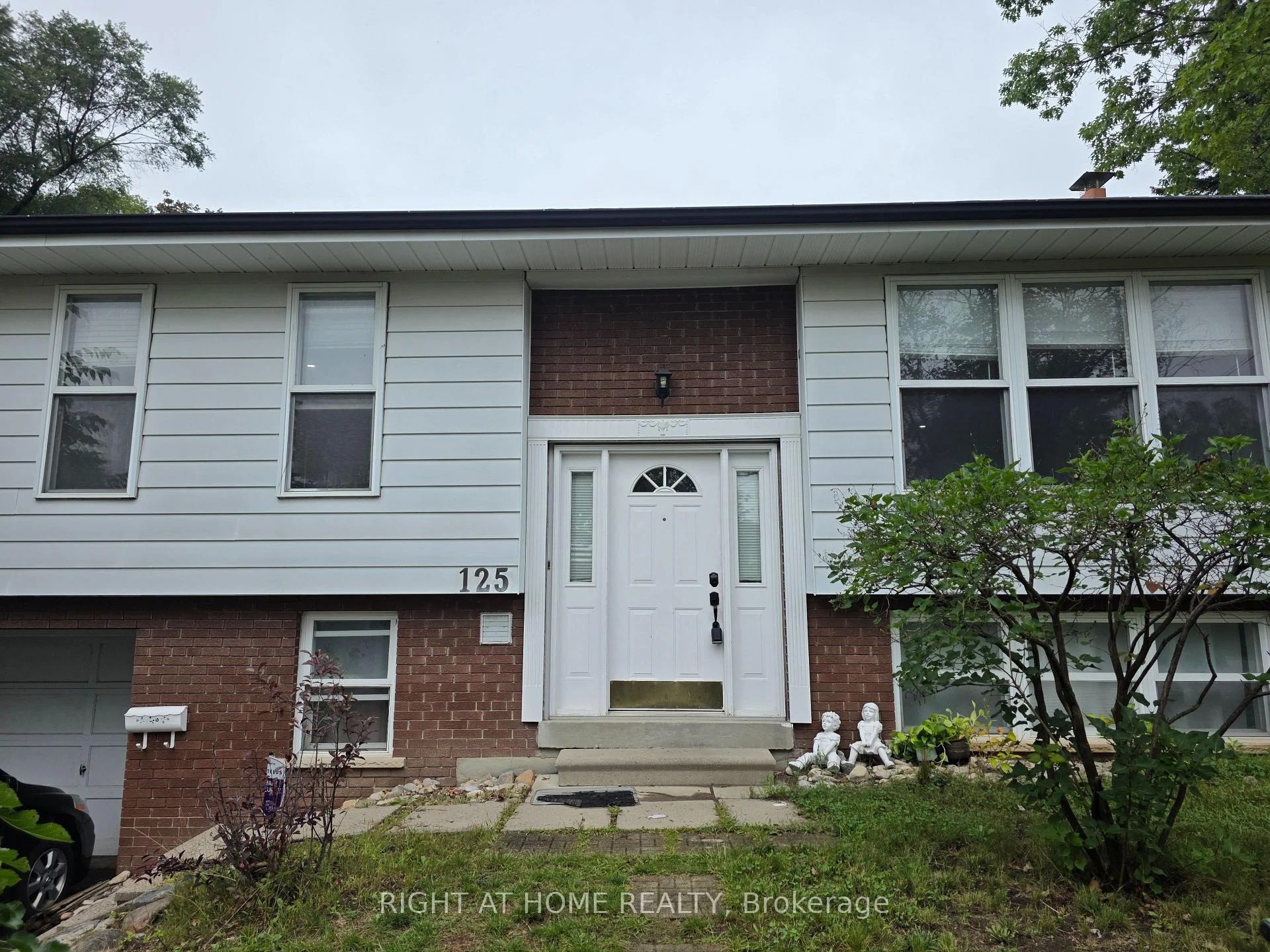 Photo 23 of 125 weir Crescent S, Scarborough, West Hill — HOMEH