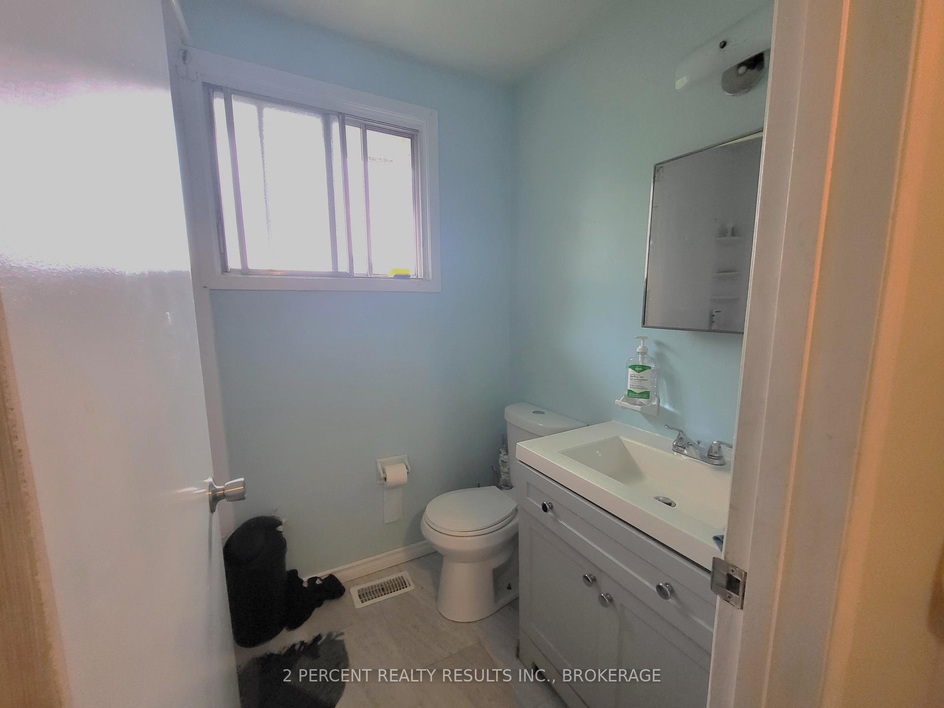 Photo 9 of 928 Oakview Avenue, Kingston, South of Taylor-Kidd Blvd — HOMEH
