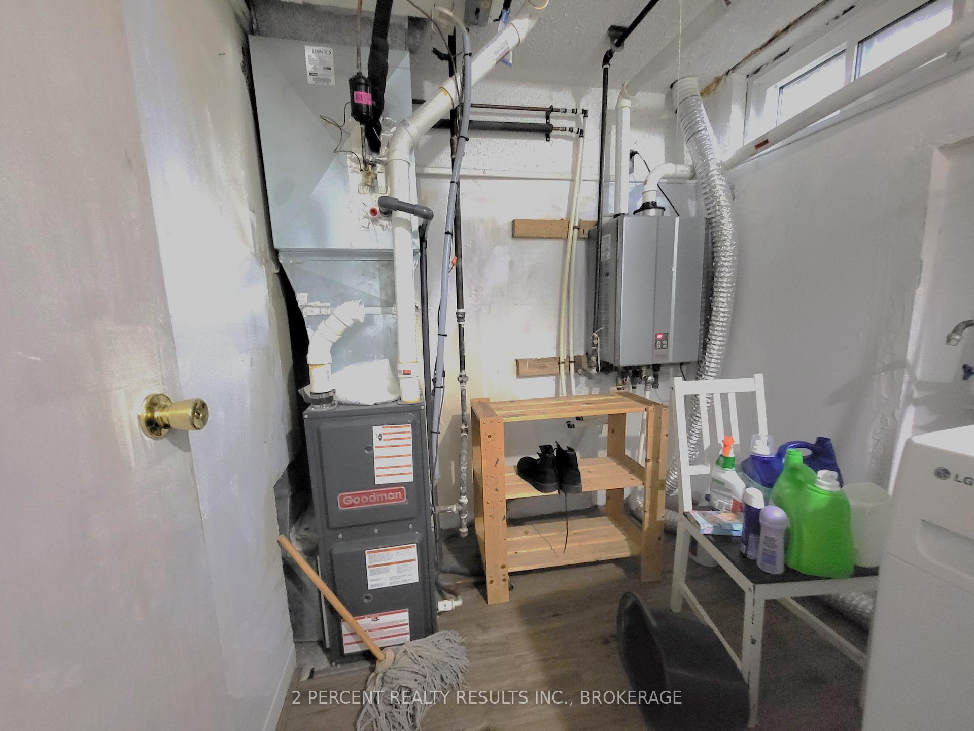 Photo 14 of 928 Oakview Avenue, Kingston, South of Taylor-Kidd Blvd — HOMEH