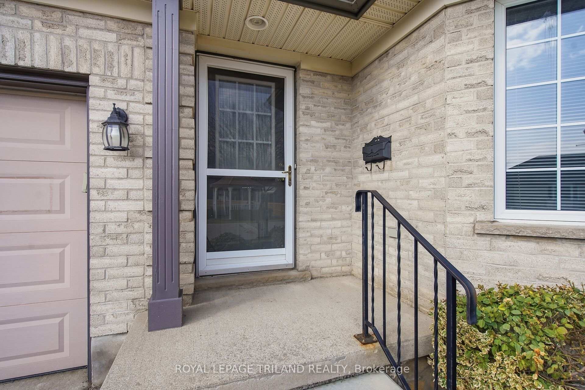Photo 4 of Unit 10, 20 Windemere Place, St. Thomas — HOMEH