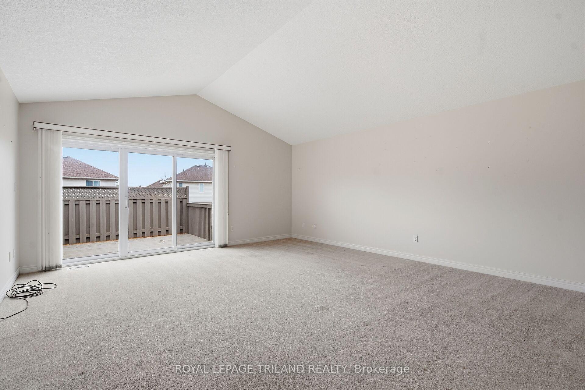 Photo 13 of Unit 10, 20 Windemere Place, St. Thomas — HOMEH
