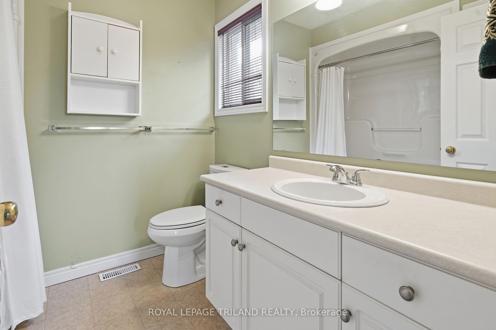 Photo 16 of Unit 10, 20 Windemere Place, St. Thomas — HOMEH