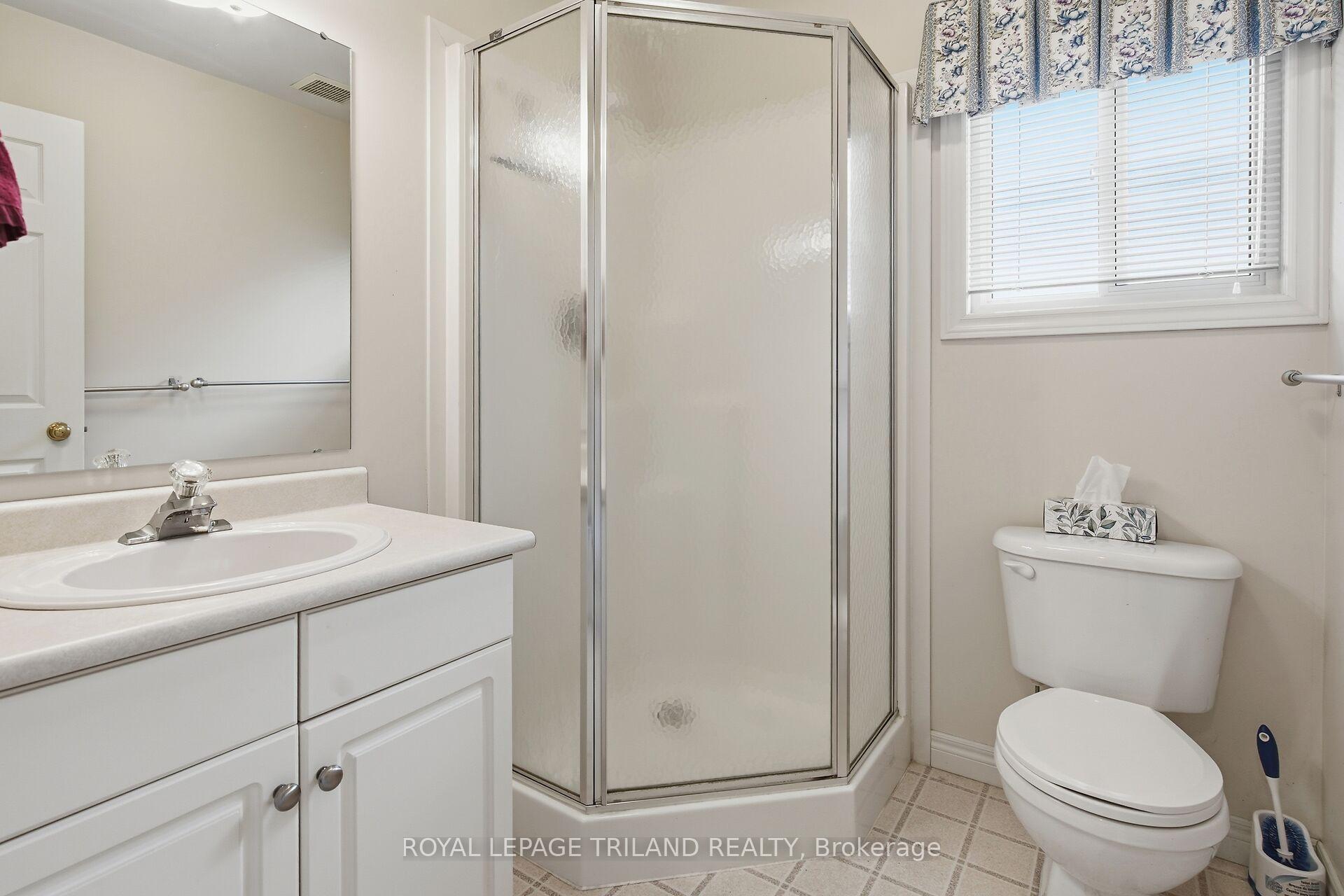 Photo 20 of Unit 10, 20 Windemere Place, St. Thomas — HOMEH