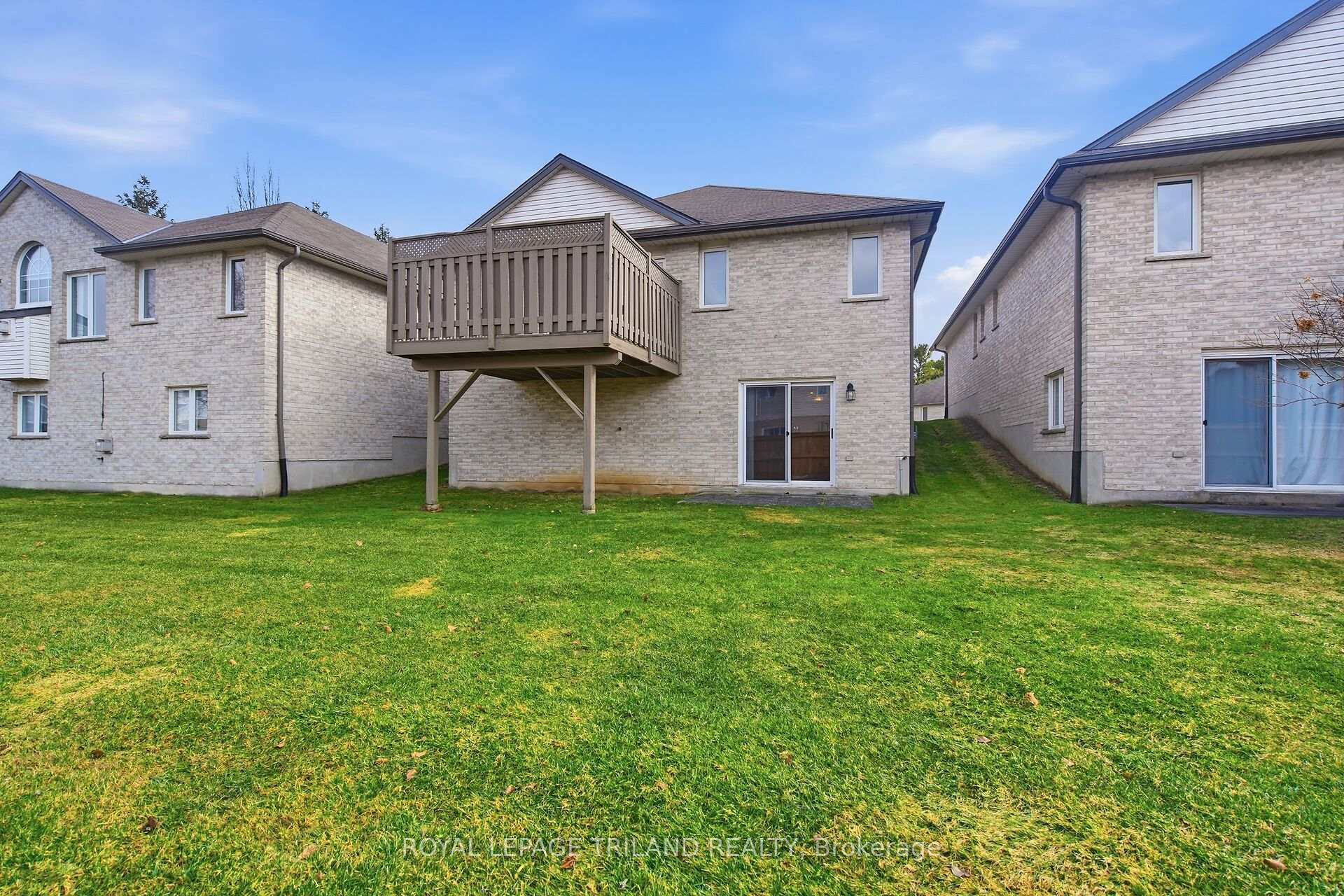 Photo 33 of Unit 10, 20 Windemere Place, St. Thomas — HOMEH