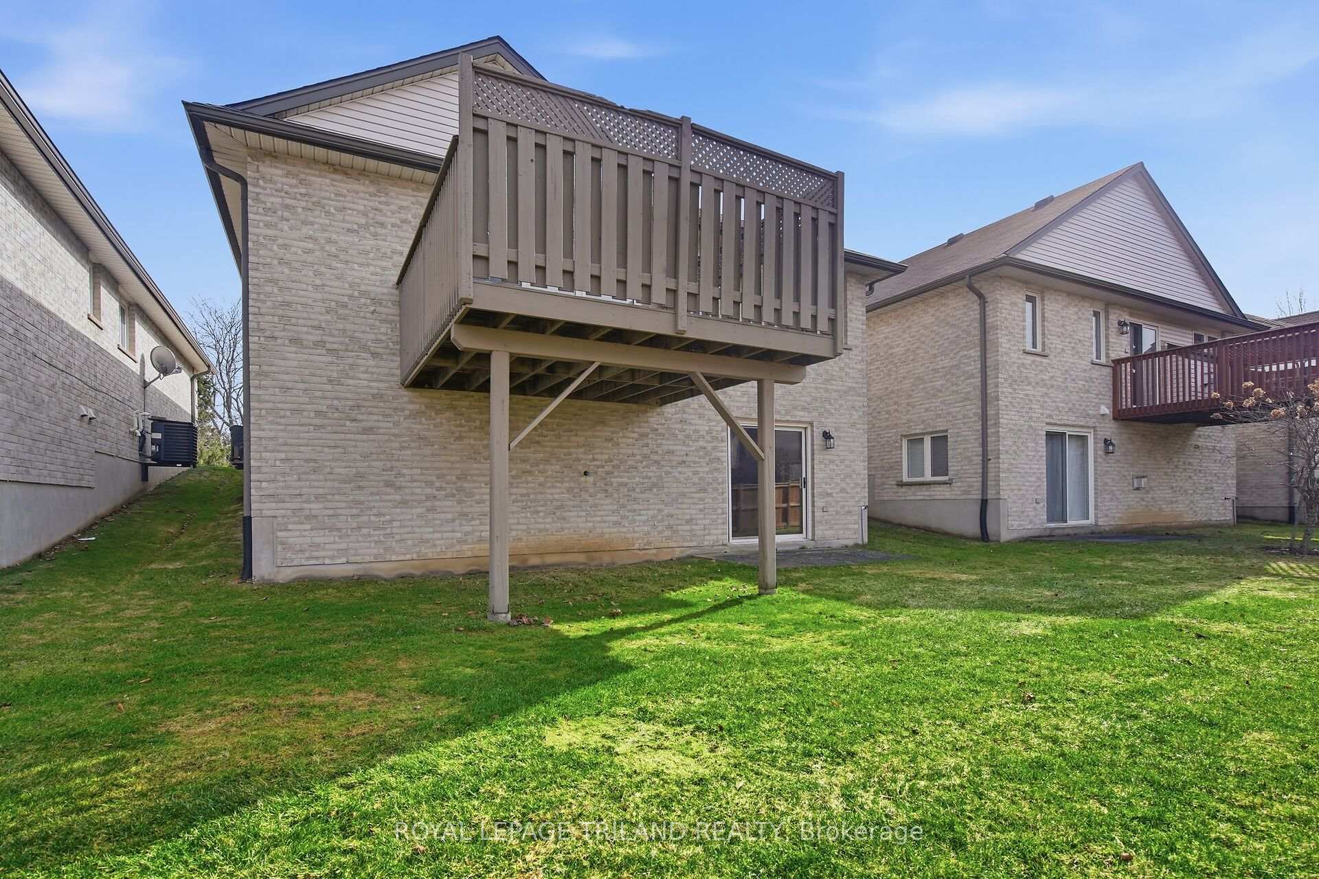 Photo 36 of Unit 10, 20 Windemere Place, St. Thomas — HOMEH