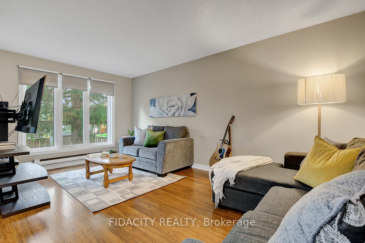 Photo 5 of Unit 61, 159 Salter Crescent, Ottawa, Kanata - Beaverbrook — HOMEH