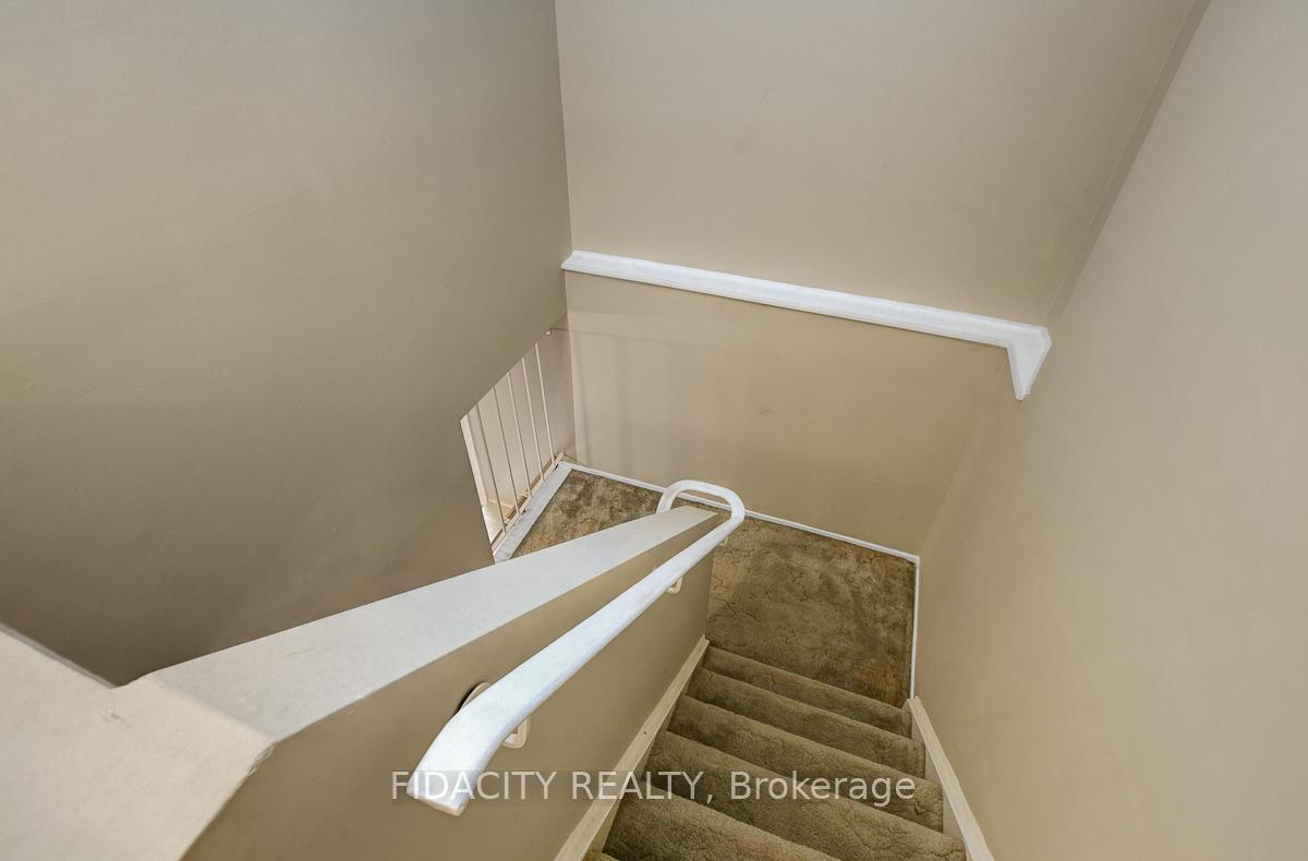 Photo 13 of Unit 61, 159 Salter Crescent, Ottawa, Kanata - Beaverbrook — HOMEH