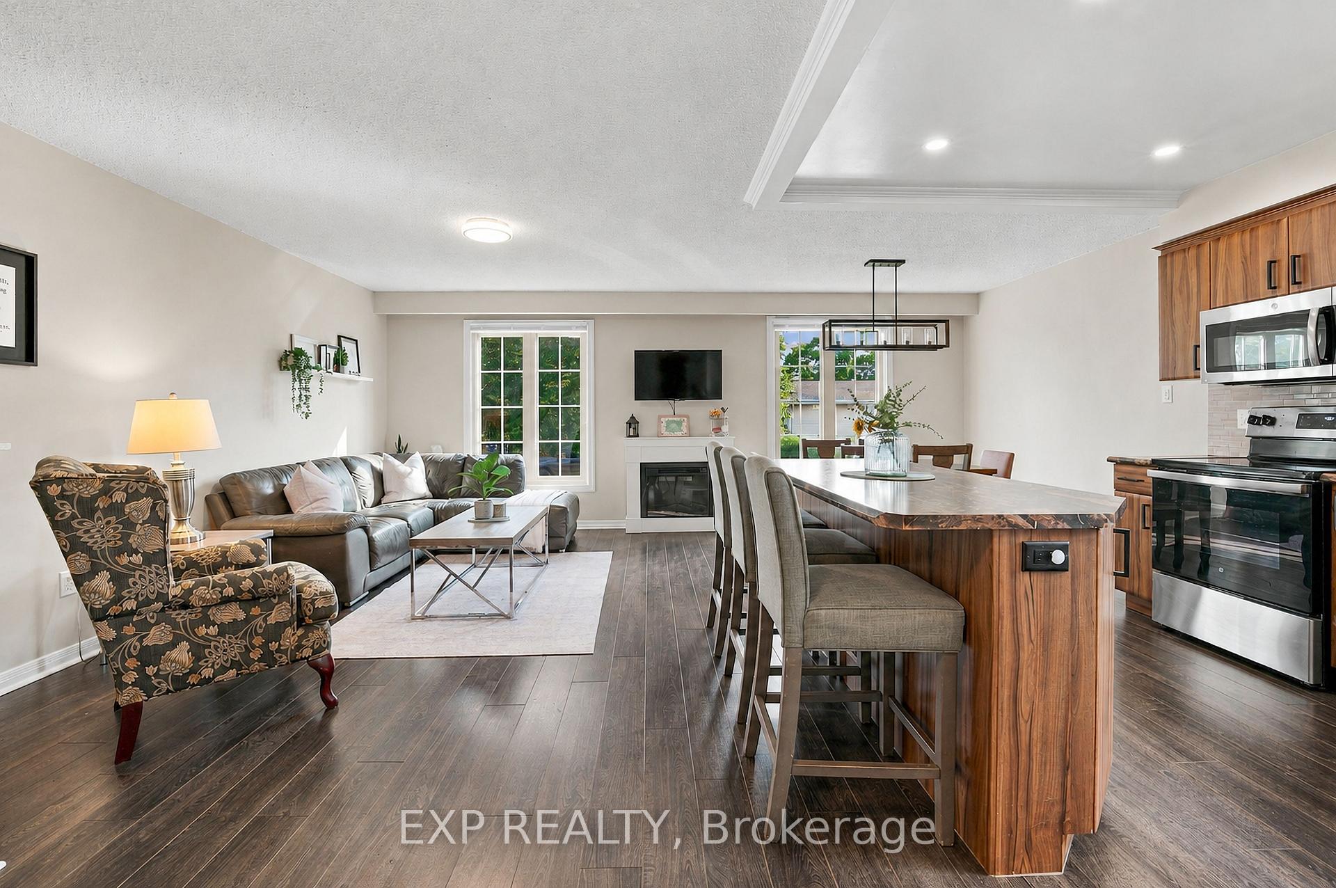 Photo 7 of 72 Acadia Drive, Welland, Prince Charles — HOMEH