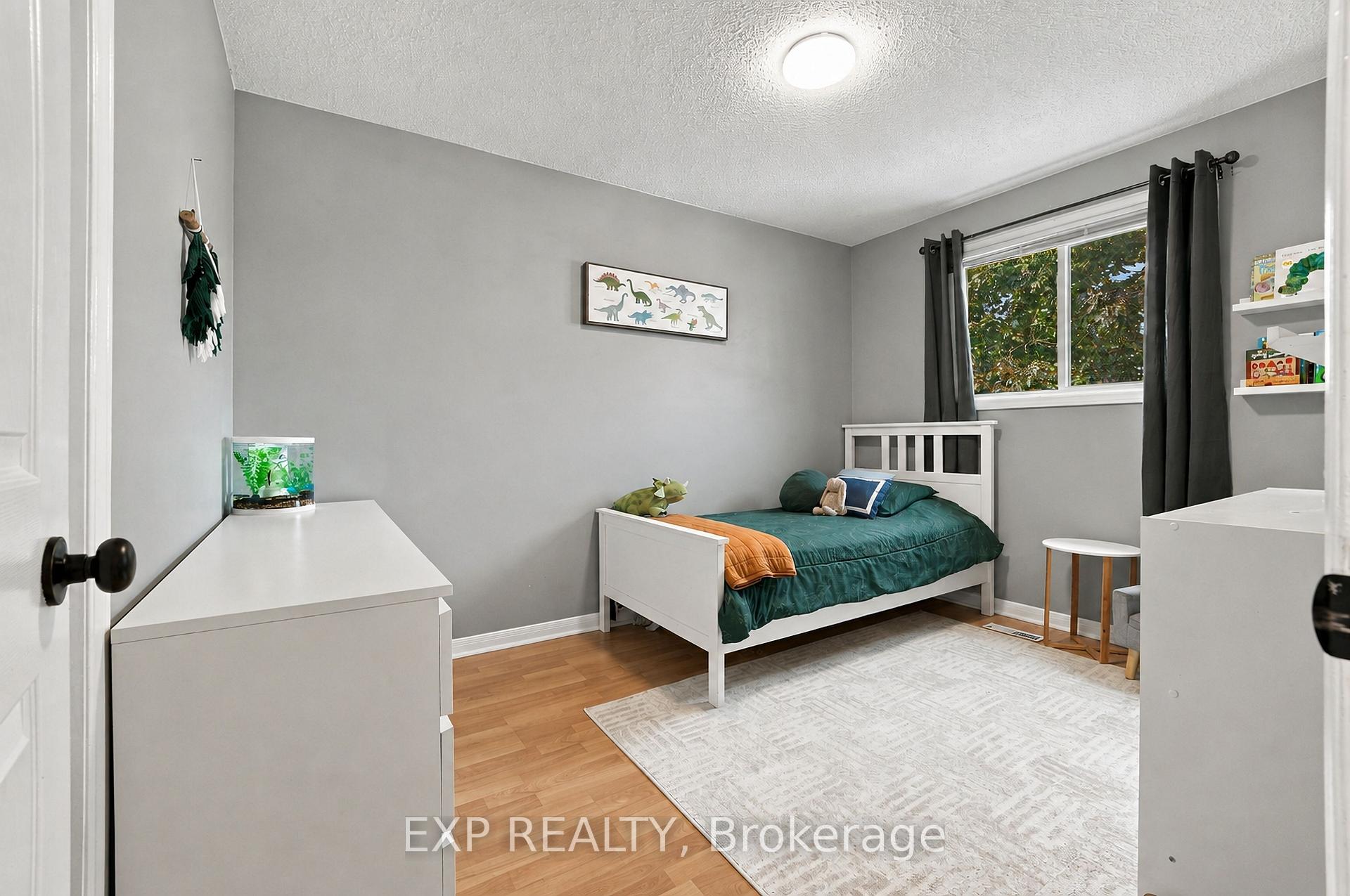 Photo 11 of 72 Acadia Drive, Welland, Prince Charles — HOMEH