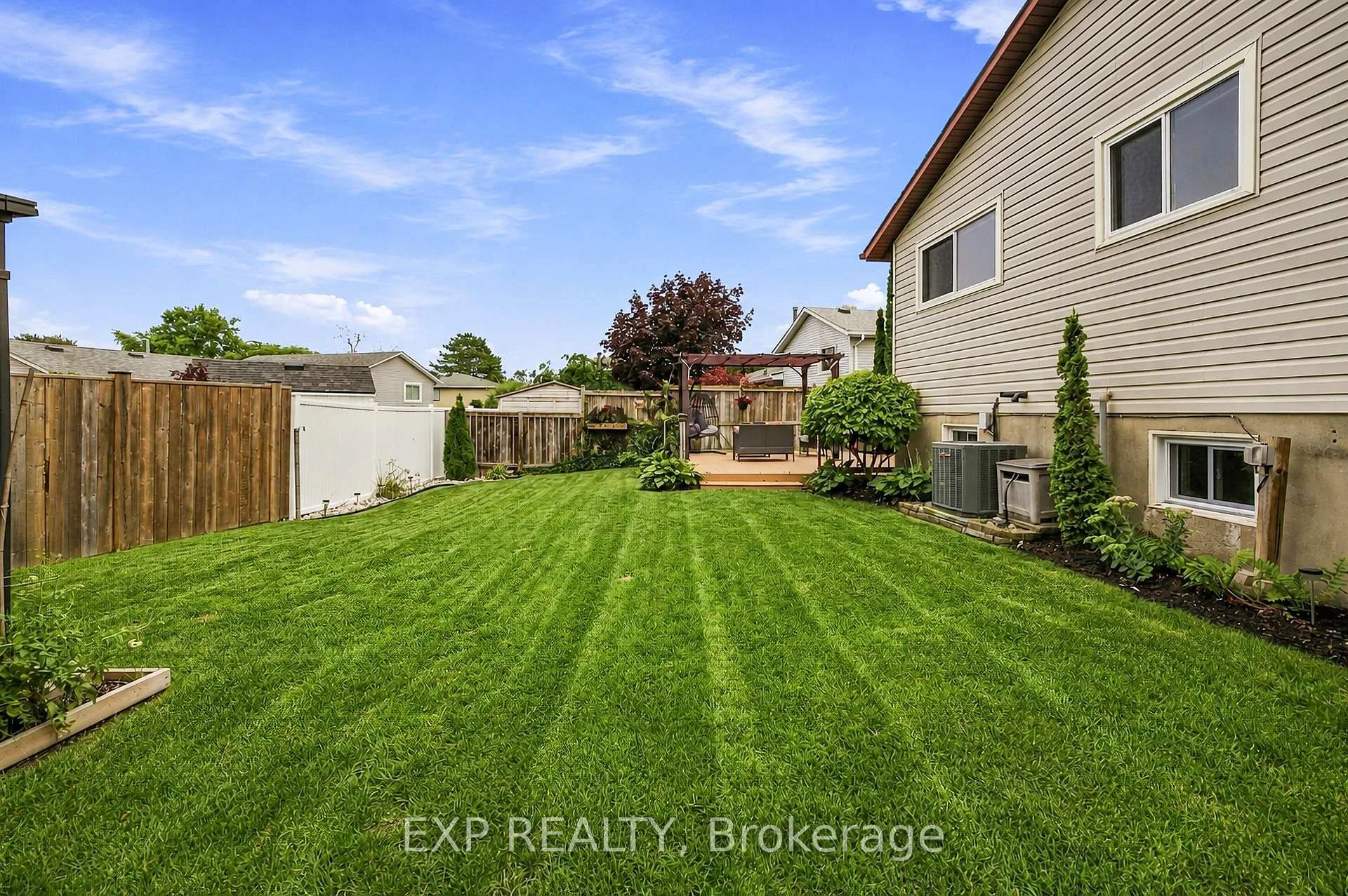 Photo 30 of 72 Acadia Drive, Welland, Prince Charles — HOMEH