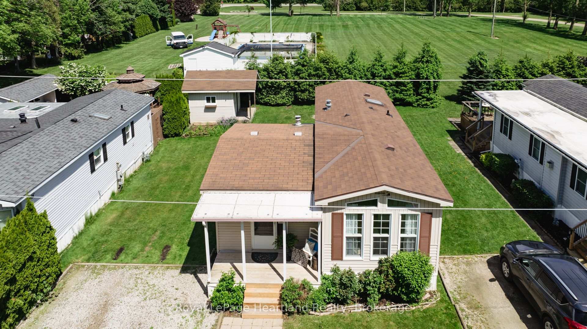 Photo 5 of Unit 49, 77307 Bluewater Highway, Bluewater, Bayfield — HOMEH