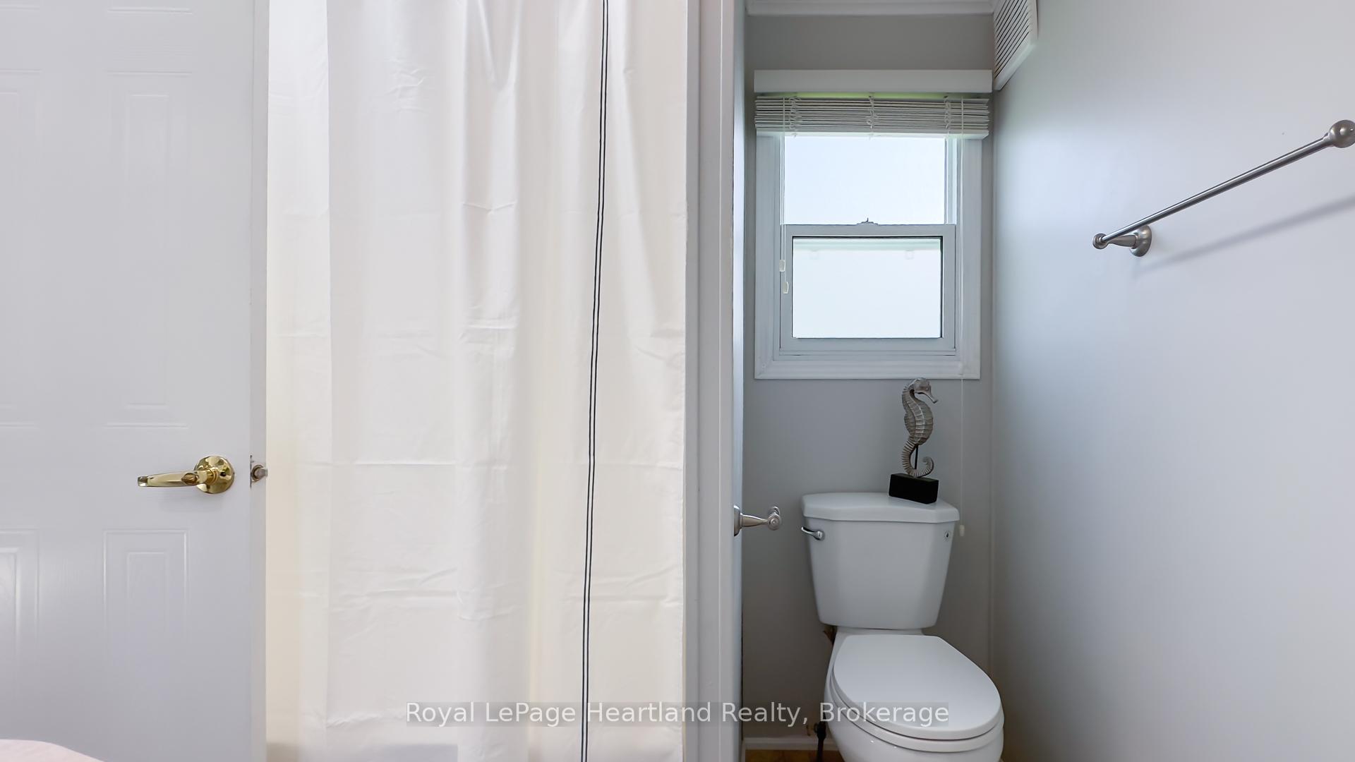 Photo 32 of Unit 49, 77307 Bluewater Highway, Bluewater, Bayfield — HOMEH