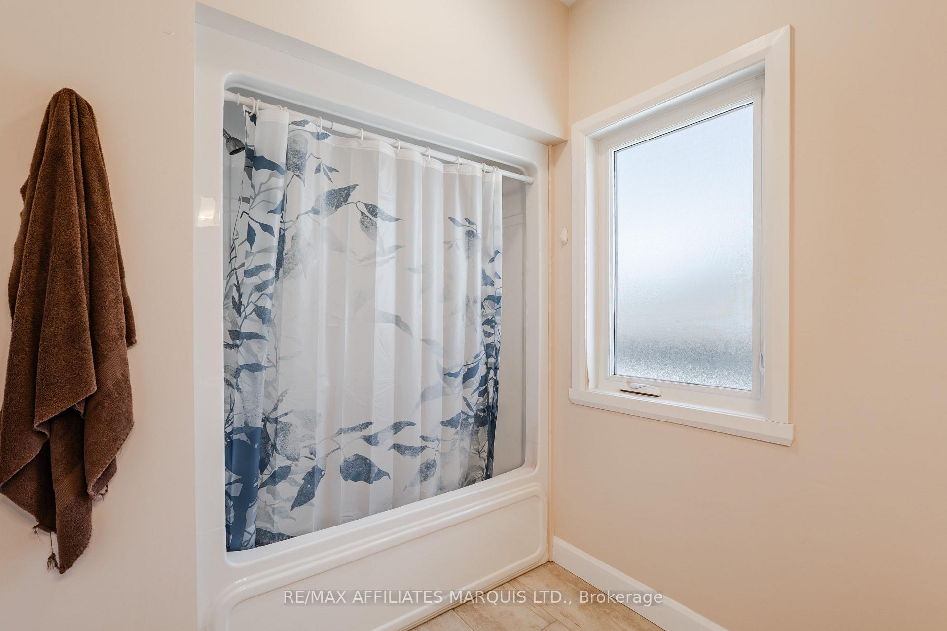 Photo 22 of 2389 Watson Crescent, Cornwall, Cornwall — HOMEH