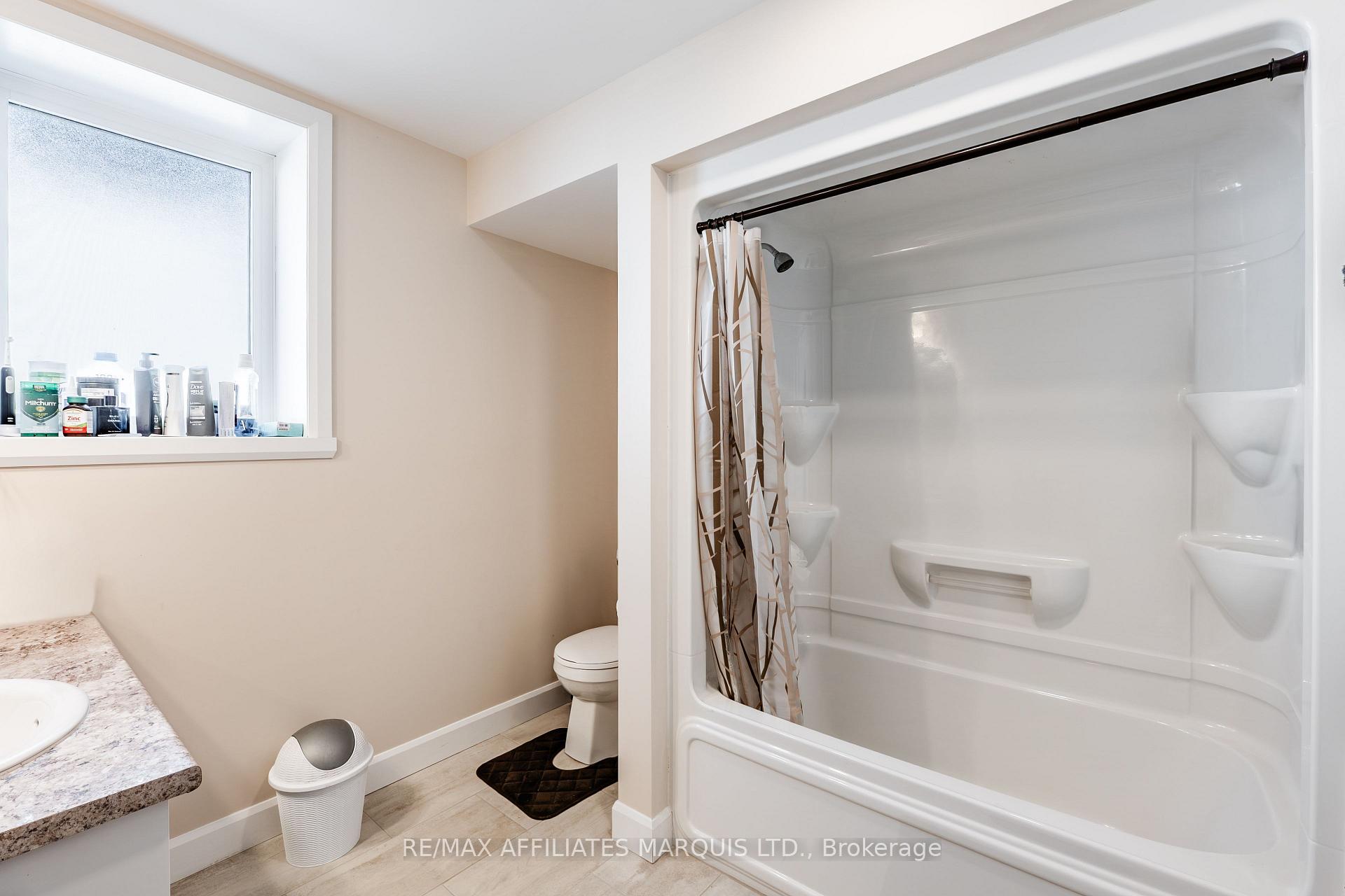 Photo 28 of 2389 Watson Crescent, Cornwall, Cornwall — HOMEH