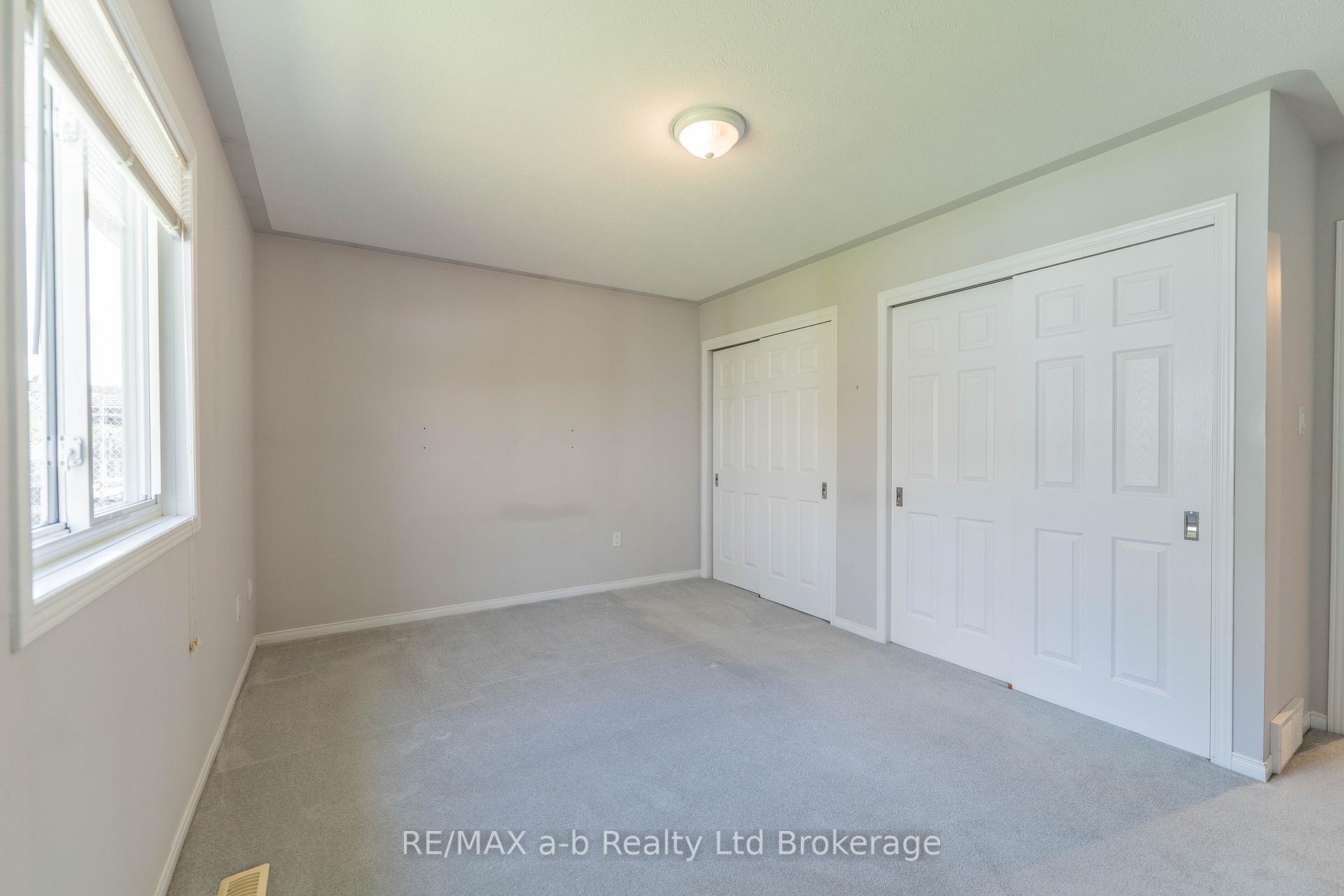 Photo 18 of 44 Beech Boulevard, Tillsonburg — HOMEH