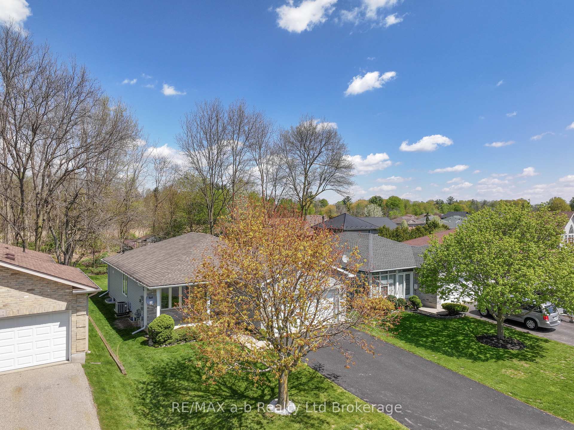 Photo 38 of 44 Beech Boulevard, Tillsonburg — HOMEH