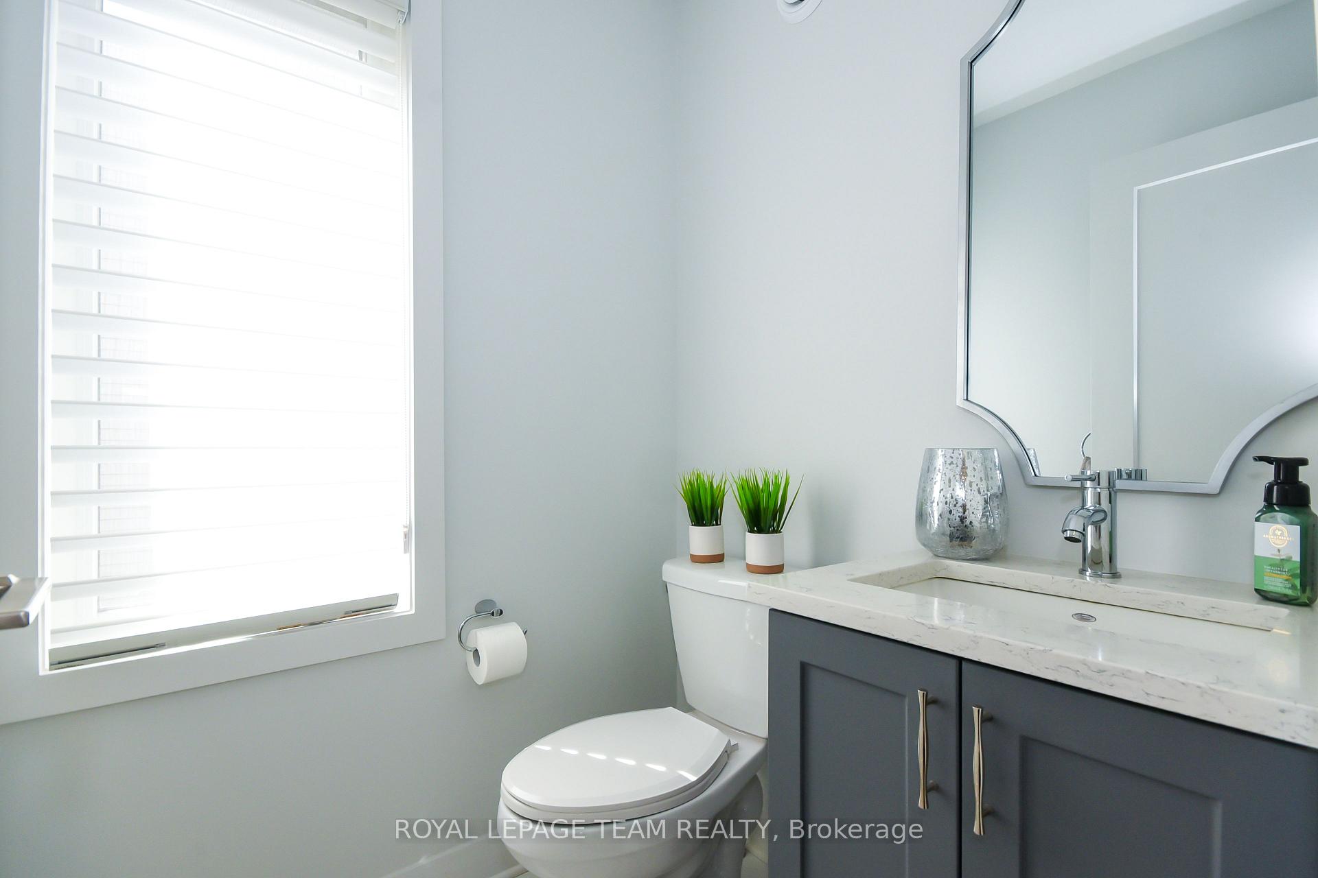 Photo 8 of 725 Capricorn Circle, Ottawa, Riverside South/Gloucester Glen — HOMEH