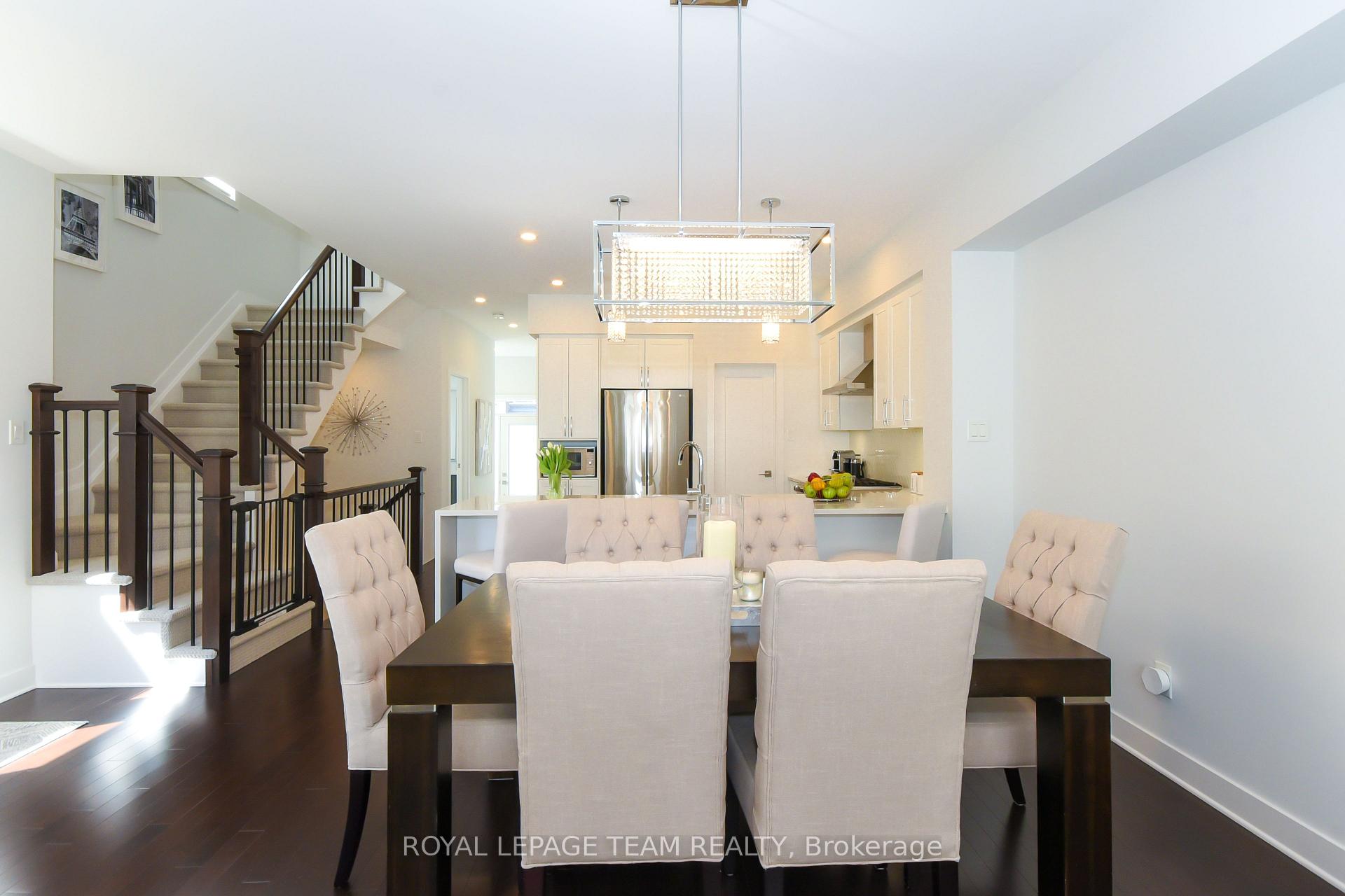 Photo 11 of 725 Capricorn Circle, Ottawa, Riverside South/Gloucester Glen — HOMEH