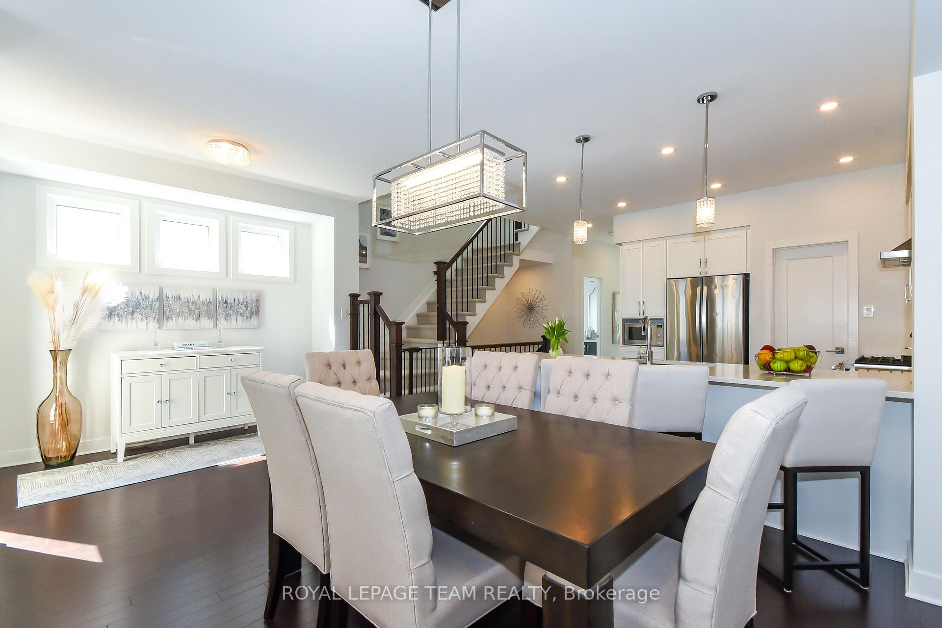 Photo 12 of 725 Capricorn Circle, Ottawa, Riverside South/Gloucester Glen — HOMEH