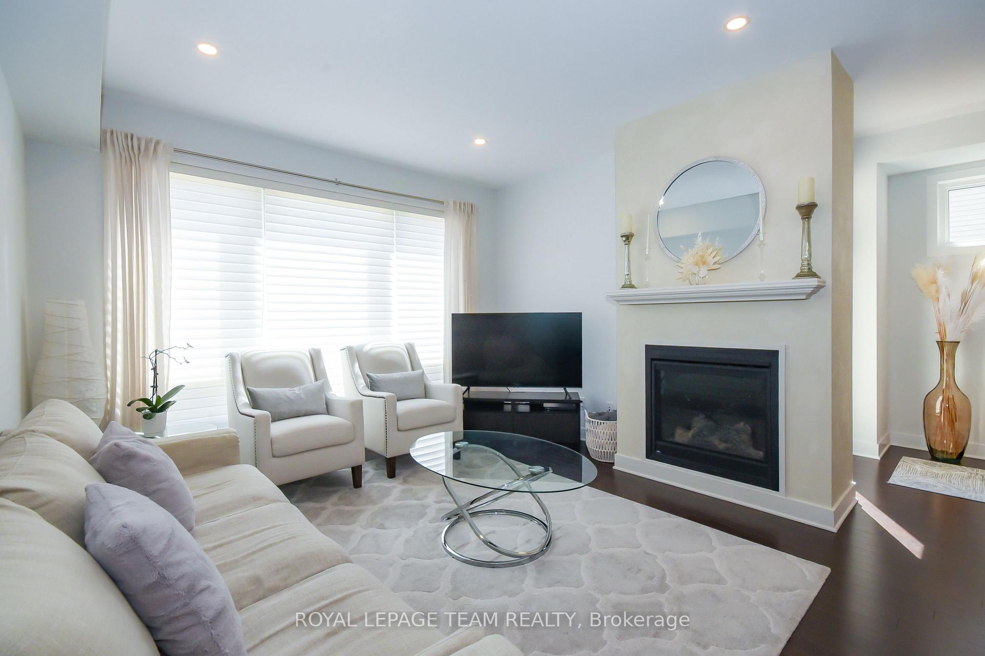 Photo 23 of 725 Capricorn Circle, Ottawa, Riverside South/Gloucester Glen — HOMEH