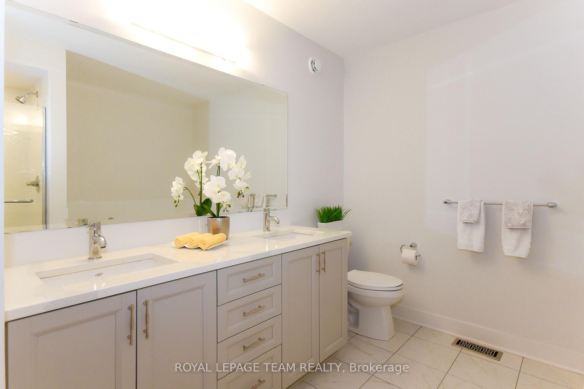 Photo 33 of 725 Capricorn Circle, Ottawa, Riverside South/Gloucester Glen — HOMEH