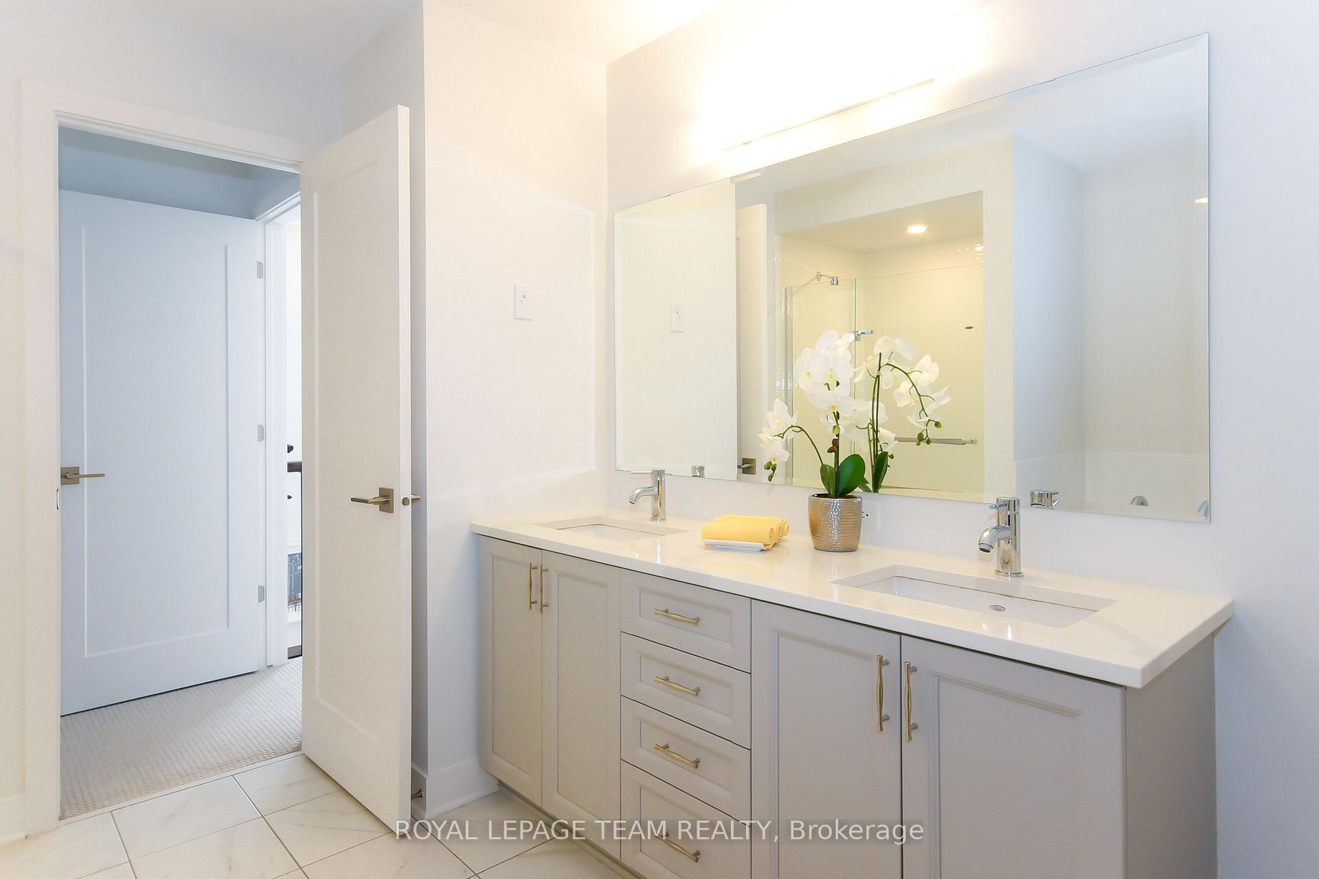 Photo 34 of 725 Capricorn Circle, Ottawa, Riverside South/Gloucester Glen — HOMEH