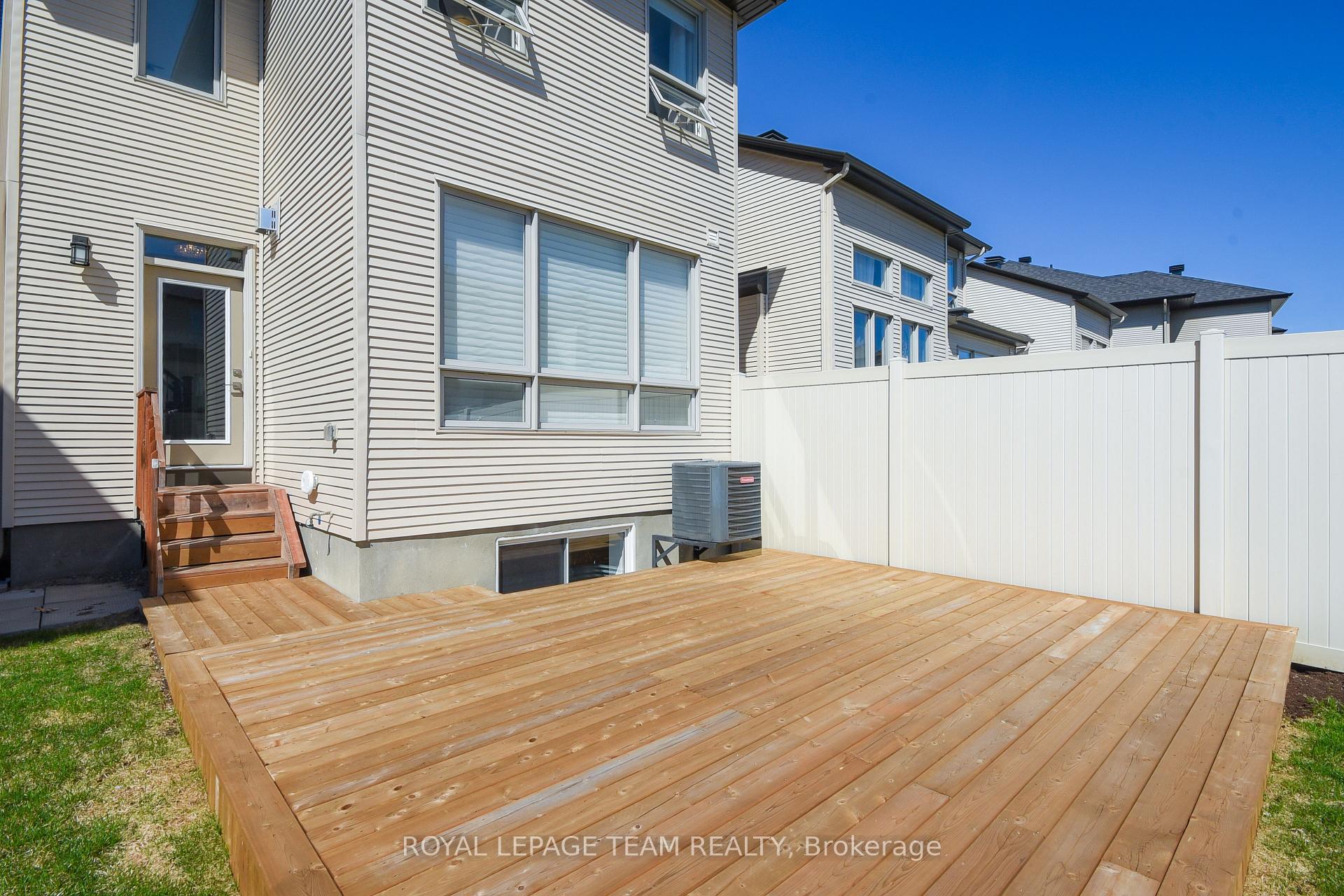 Photo 50 of 725 Capricorn Circle, Ottawa, Riverside South/Gloucester Glen — HOMEH