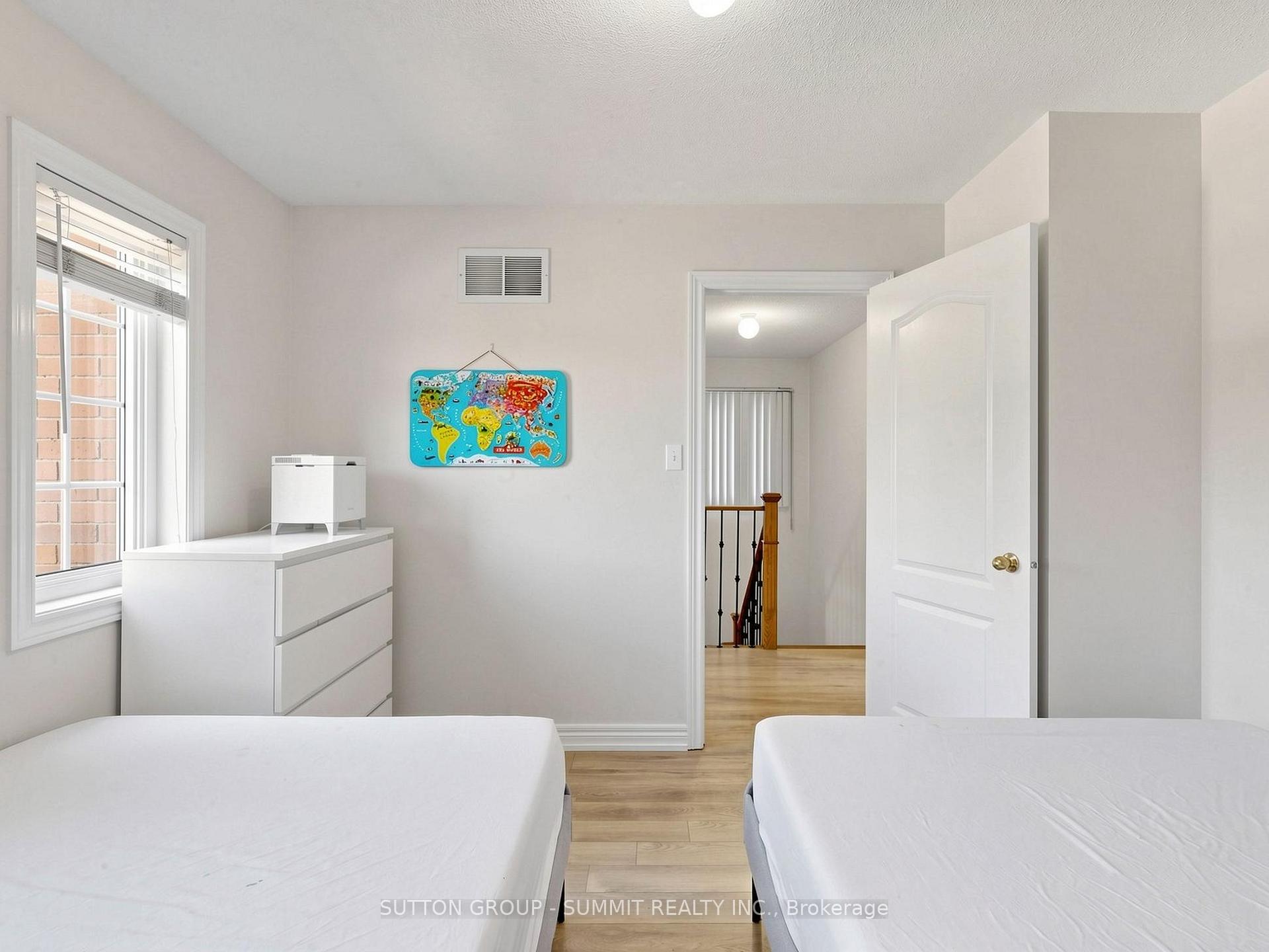Photo 27 of 4880 Yorkshire Avenue, Mississauga, Hurontario — HOMEH