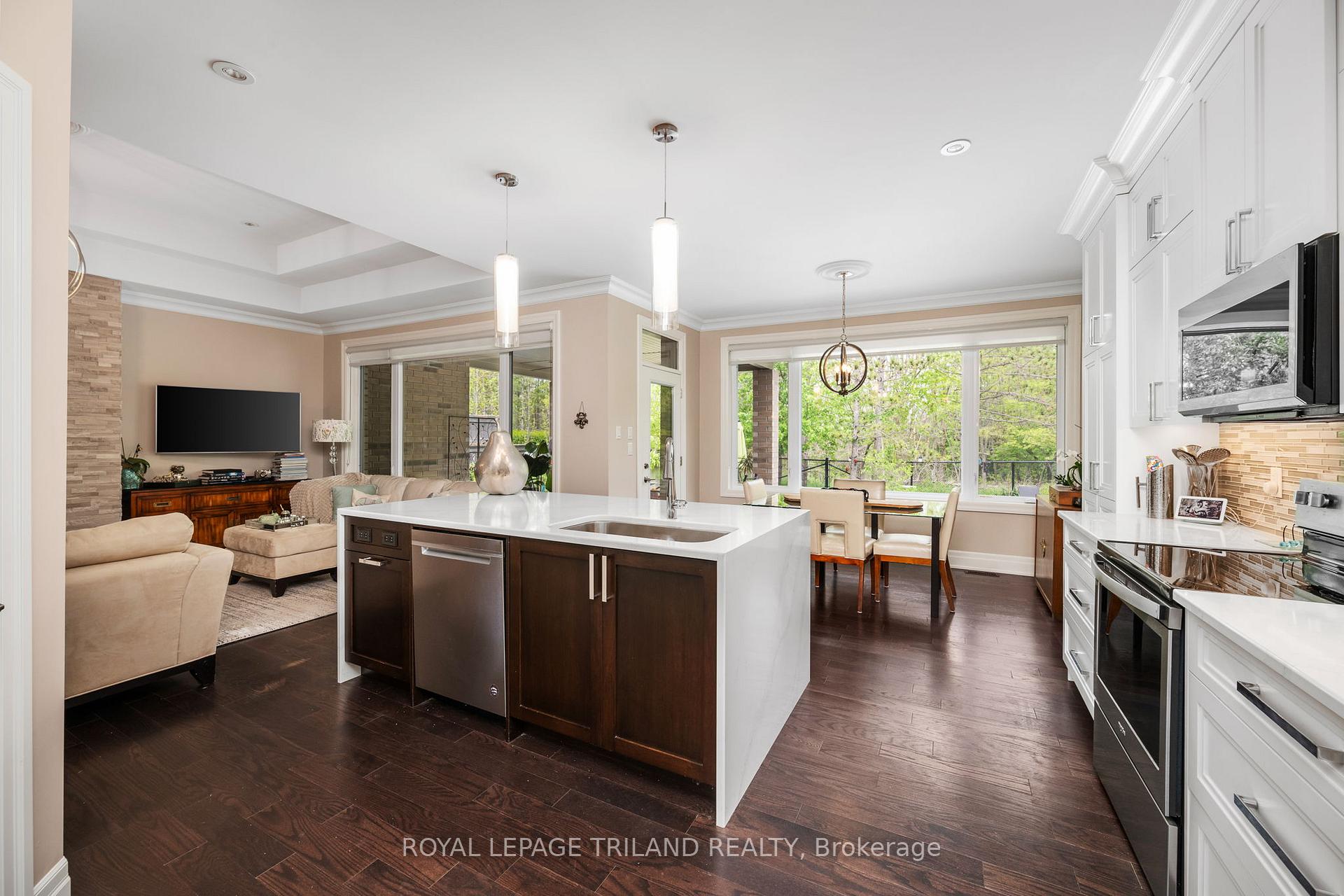 Photo 14 of 1824 Upper West Avenue, London, South B — HOMEH