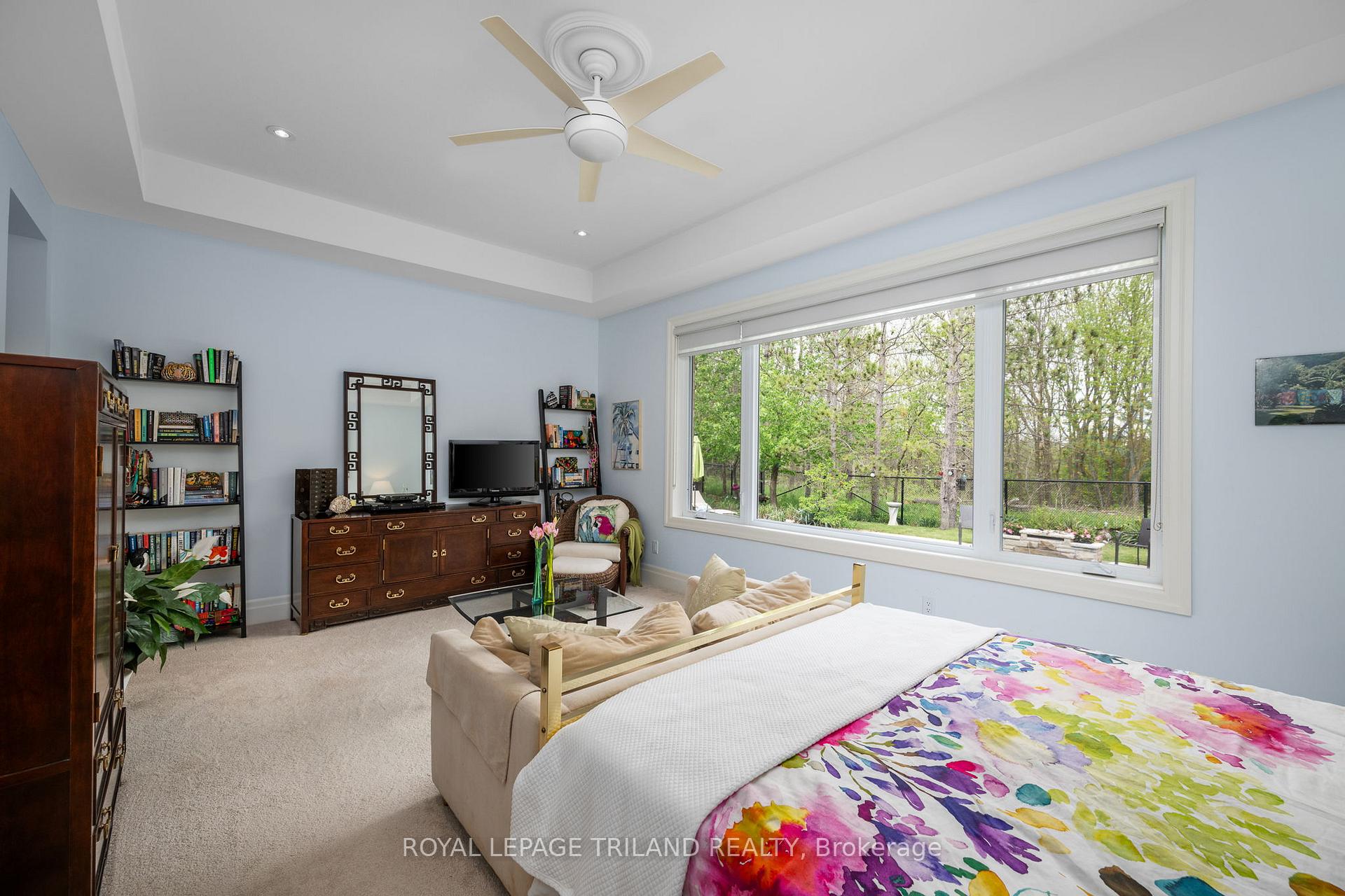 Photo 18 of 1824 Upper West Avenue, London, South B — HOMEH