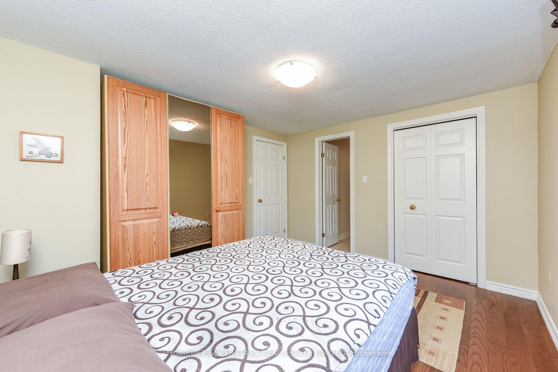 Photo 25 of 168 River Oaks Boulevard E, Oakville, River Oaks — HOMEH