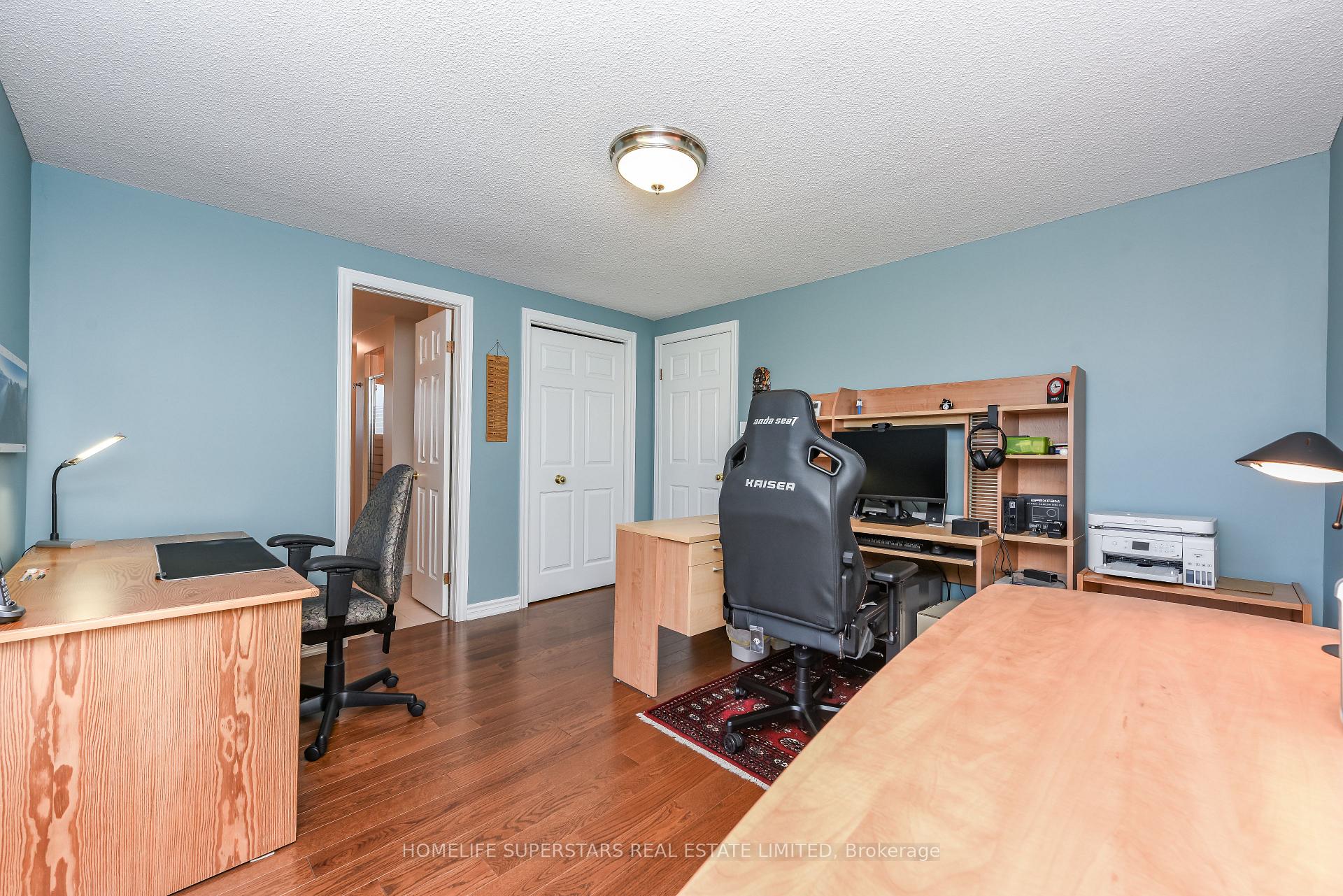 Photo 26 of 168 River Oaks Boulevard E, Oakville, River Oaks — HOMEH