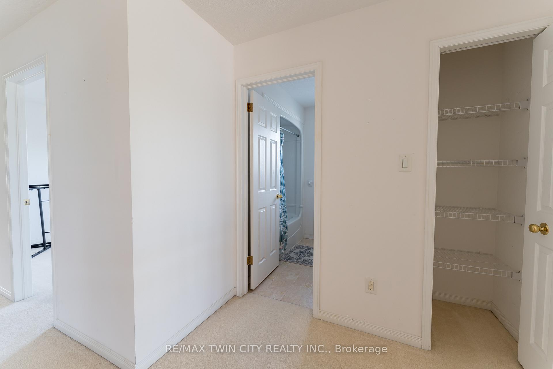 Photo 17 of 211 Sleaford Street, Waterloo, Colonial Acres — HOMEH