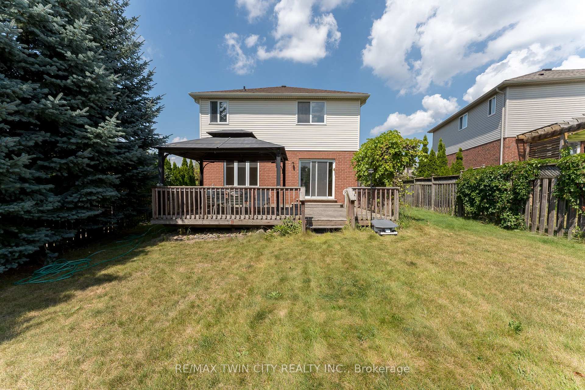 Photo 27 of 211 Sleaford Street, Waterloo, Colonial Acres — HOMEH