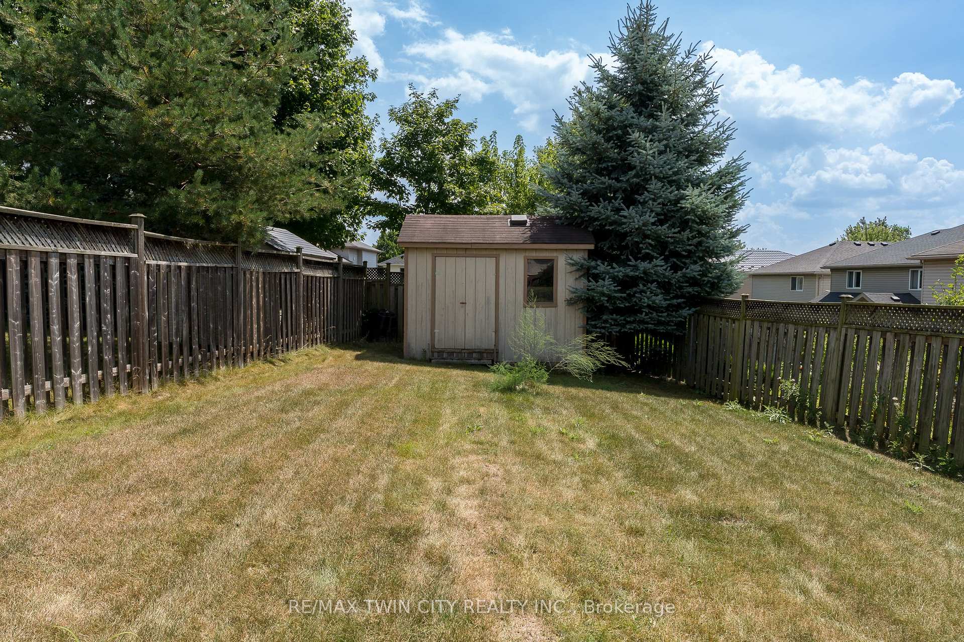 Photo 28 of 211 Sleaford Street, Waterloo, Colonial Acres — HOMEH