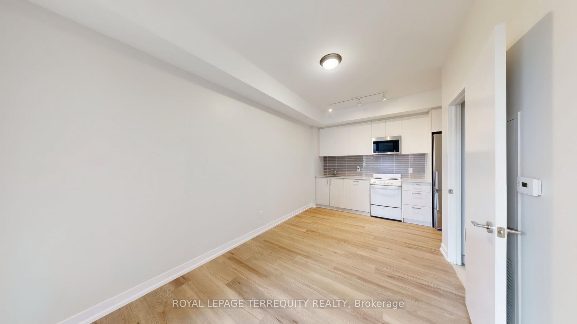 Photo 7 of Unit 804, 1787 St Clair Avenue W, Toronto, Weston-Pellam Park — HOMEH