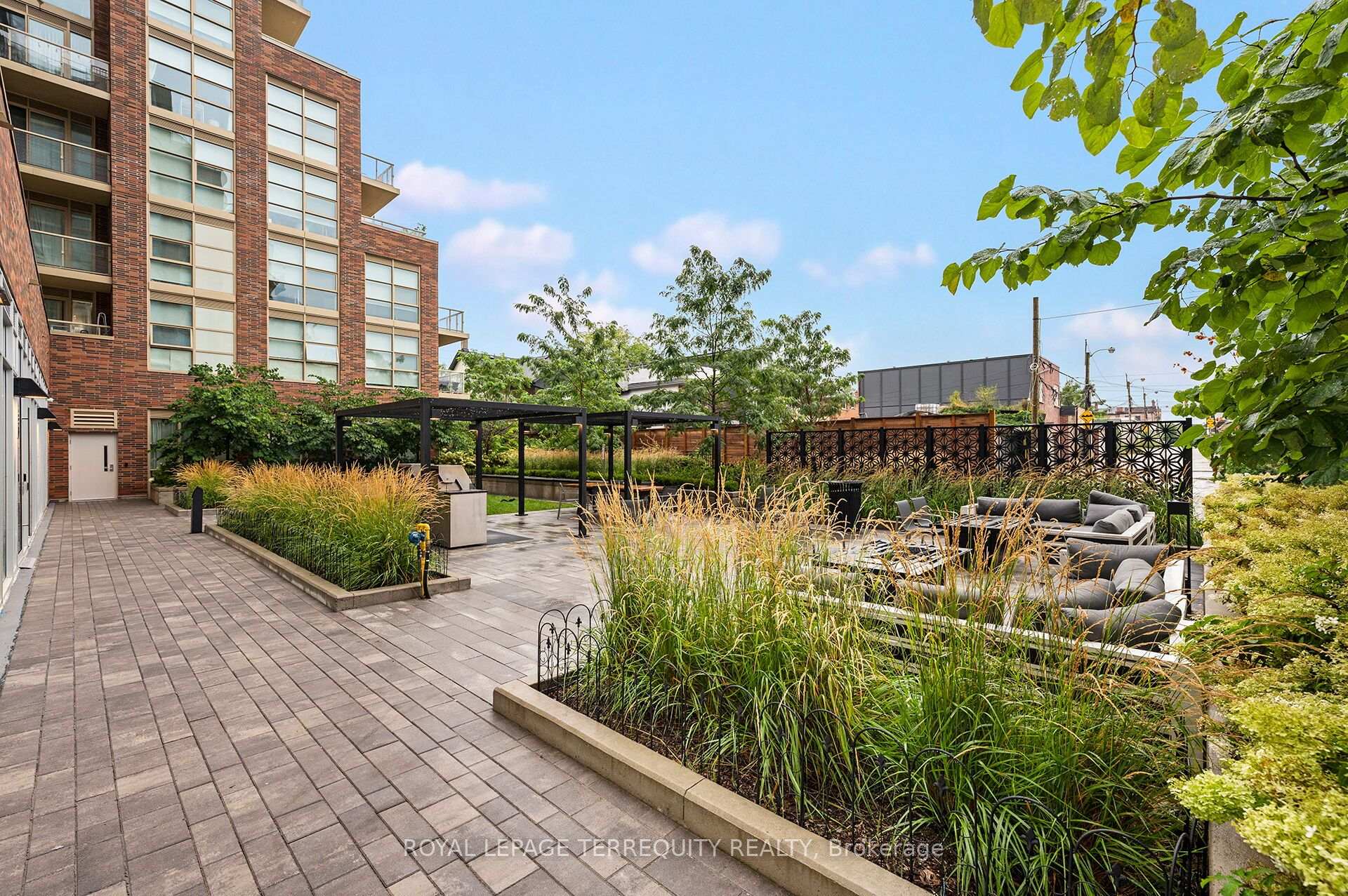 Photo 21 of Unit 804, 1787 St Clair Avenue W, Toronto, Weston-Pellam Park — HOMEH