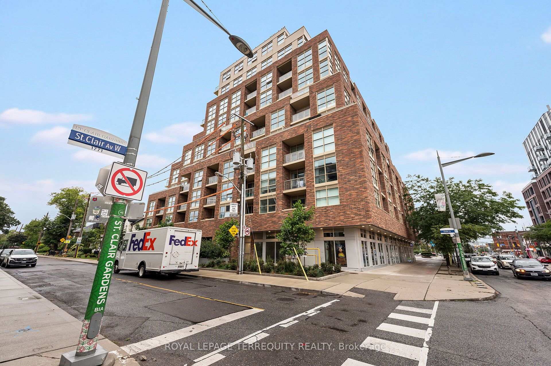 Photo 37 of Unit 804, 1787 St Clair Avenue W, Toronto, Weston-Pellam Park — HOMEH
