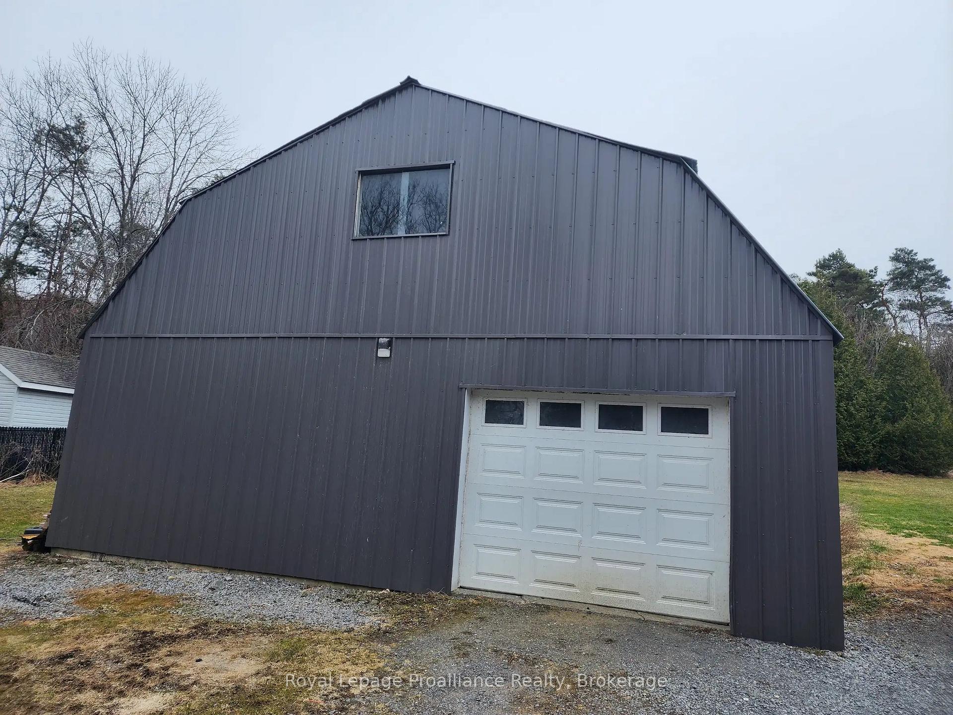 Photo 72 of 2307 County Rd 3, Prince Edward County, Ameliasburg Ward — HOMEH
