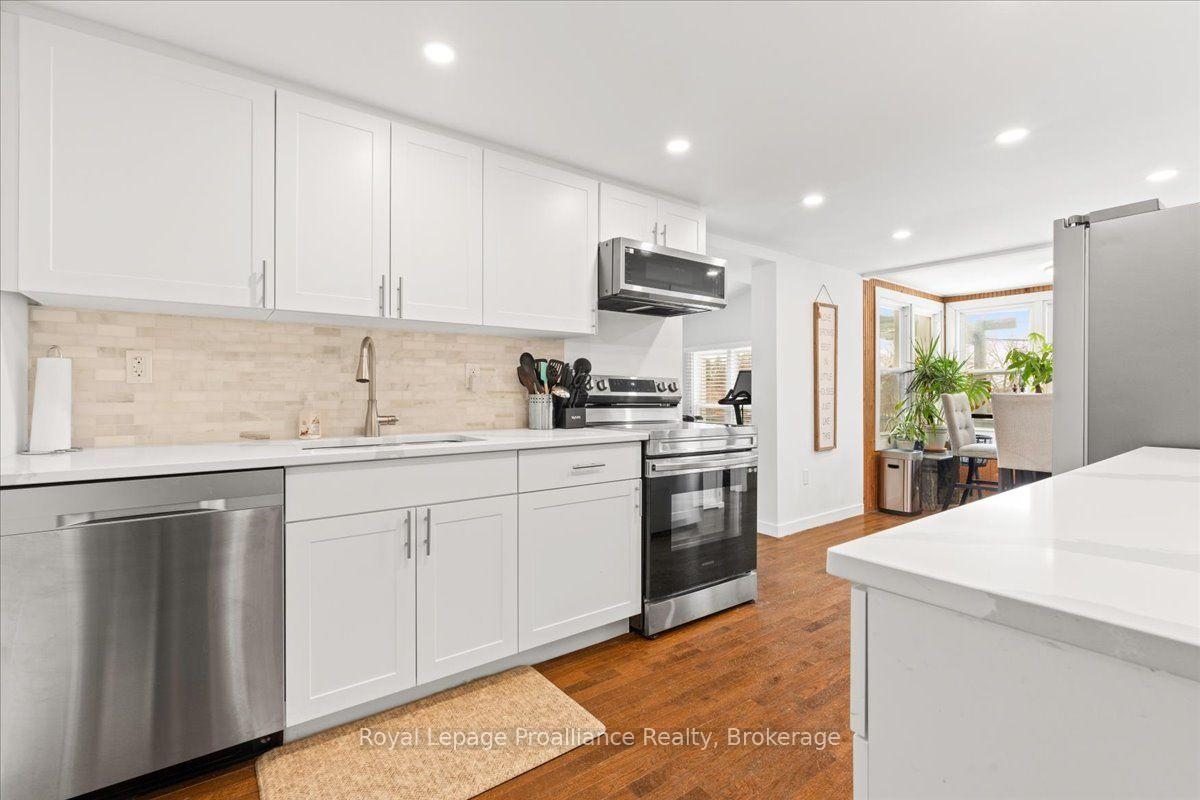 Photo 28 of 2307 County Rd 3, Prince Edward County, Ameliasburg Ward — HOMEH