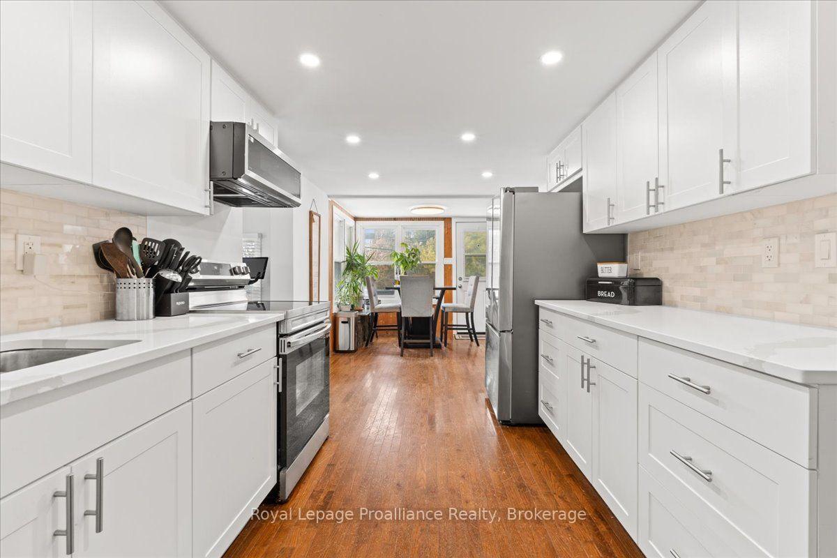 Photo 31 of 2307 County Rd 3, Prince Edward County, Ameliasburg Ward — HOMEH