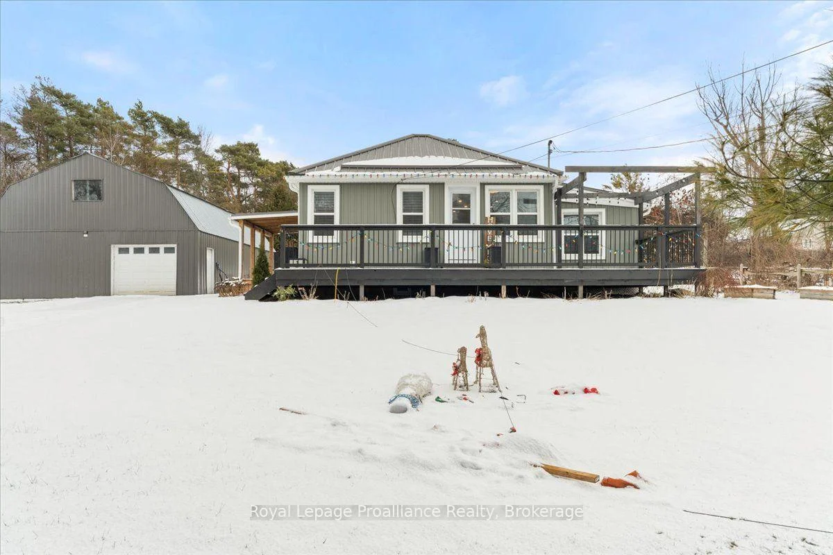 Photo 3 of 2307 County Rd 3, Prince Edward County, Ameliasburg Ward — HOMEH