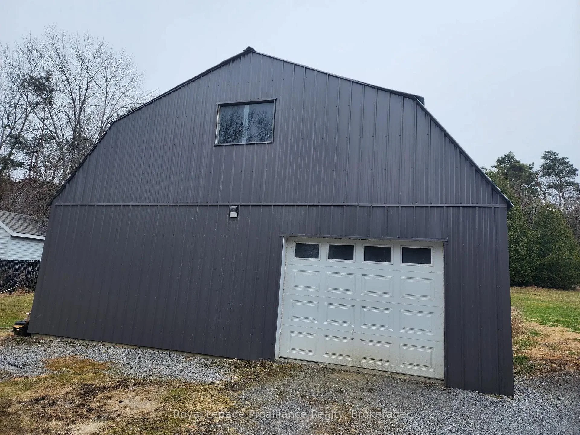 Photo 8 of 2307 County Rd 3, Prince Edward County, Ameliasburg Ward — HOMEH