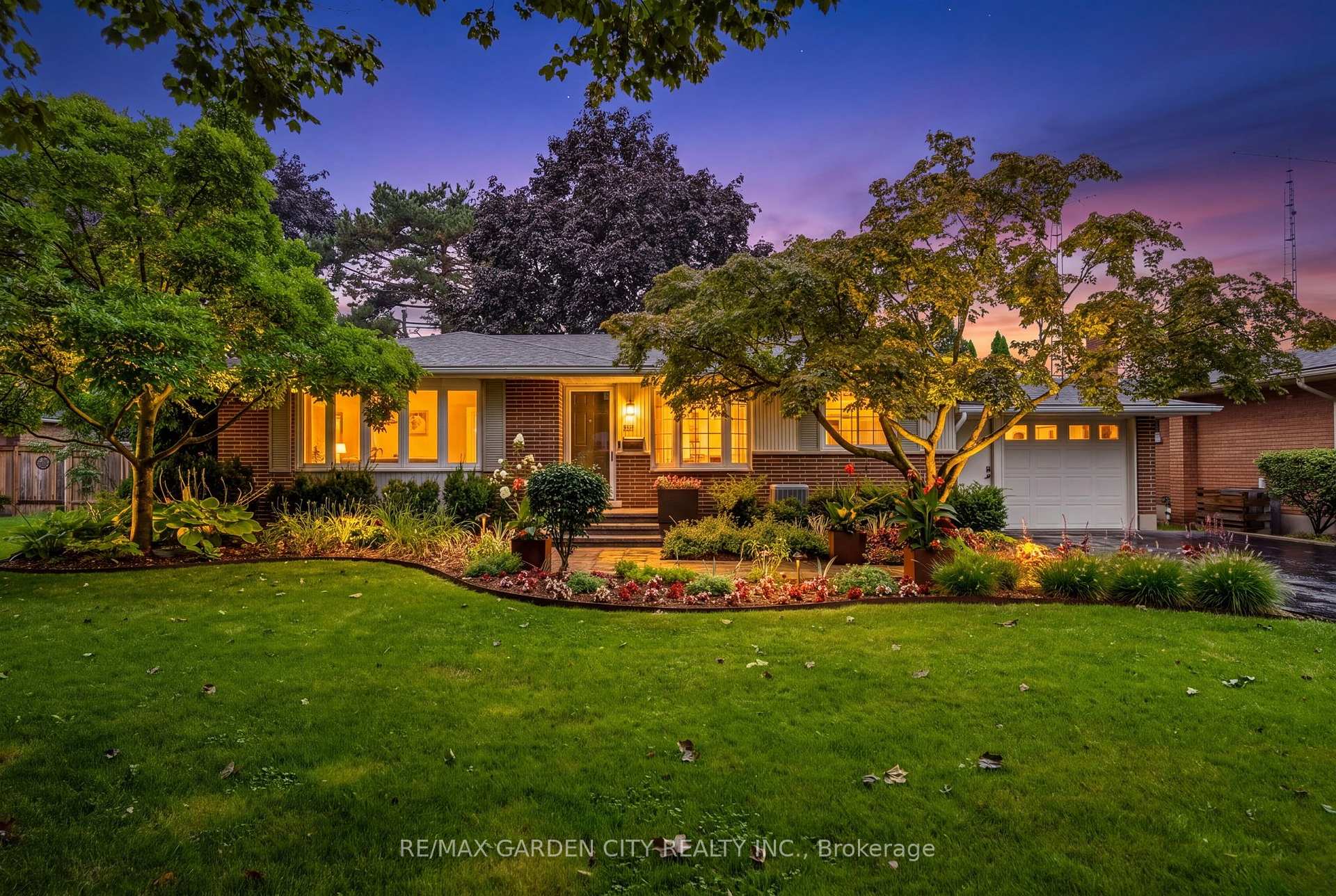 Photo 1 of 13 Preston Drive, St. Catharines, Vine/Linwell — HOMEH