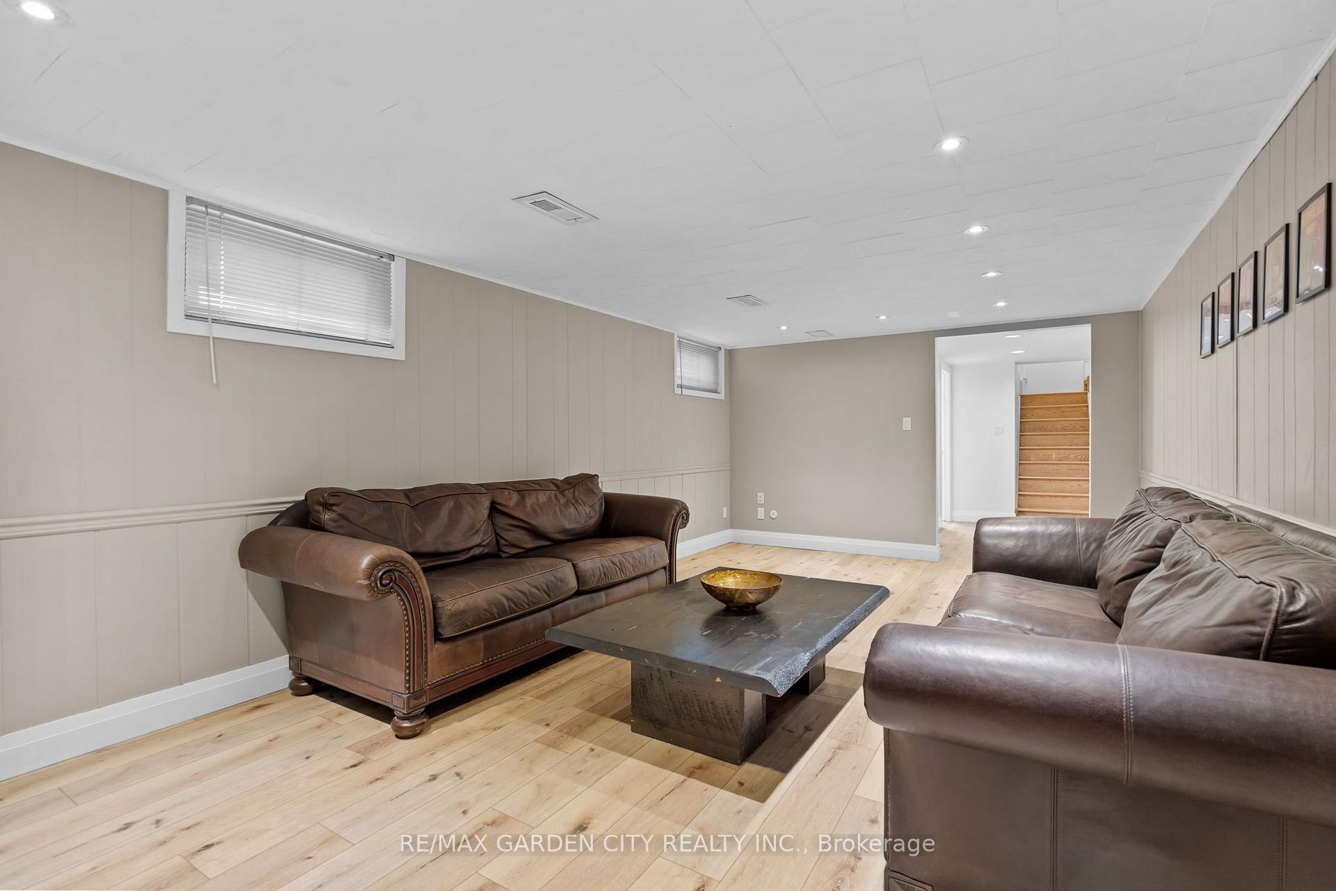 Photo 22 of 13 Preston Drive, St. Catharines, Vine/Linwell — HOMEH