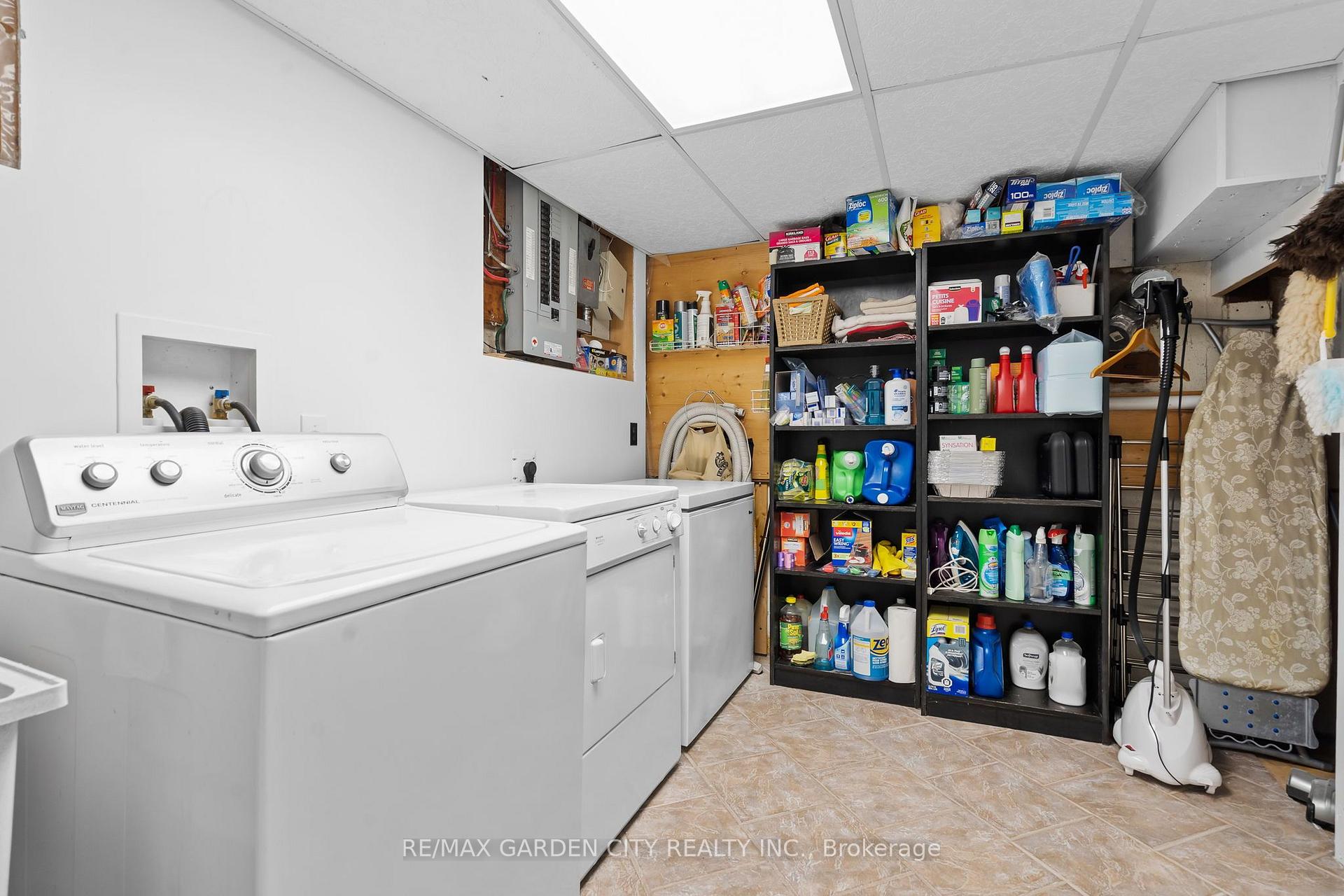 Photo 23 of 13 Preston Drive, St. Catharines, Vine/Linwell — HOMEH