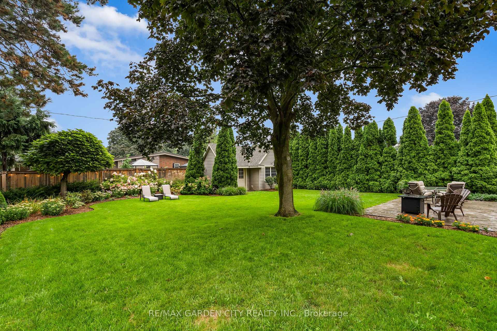 Photo 28 of 13 Preston Drive, St. Catharines, Vine/Linwell — HOMEH