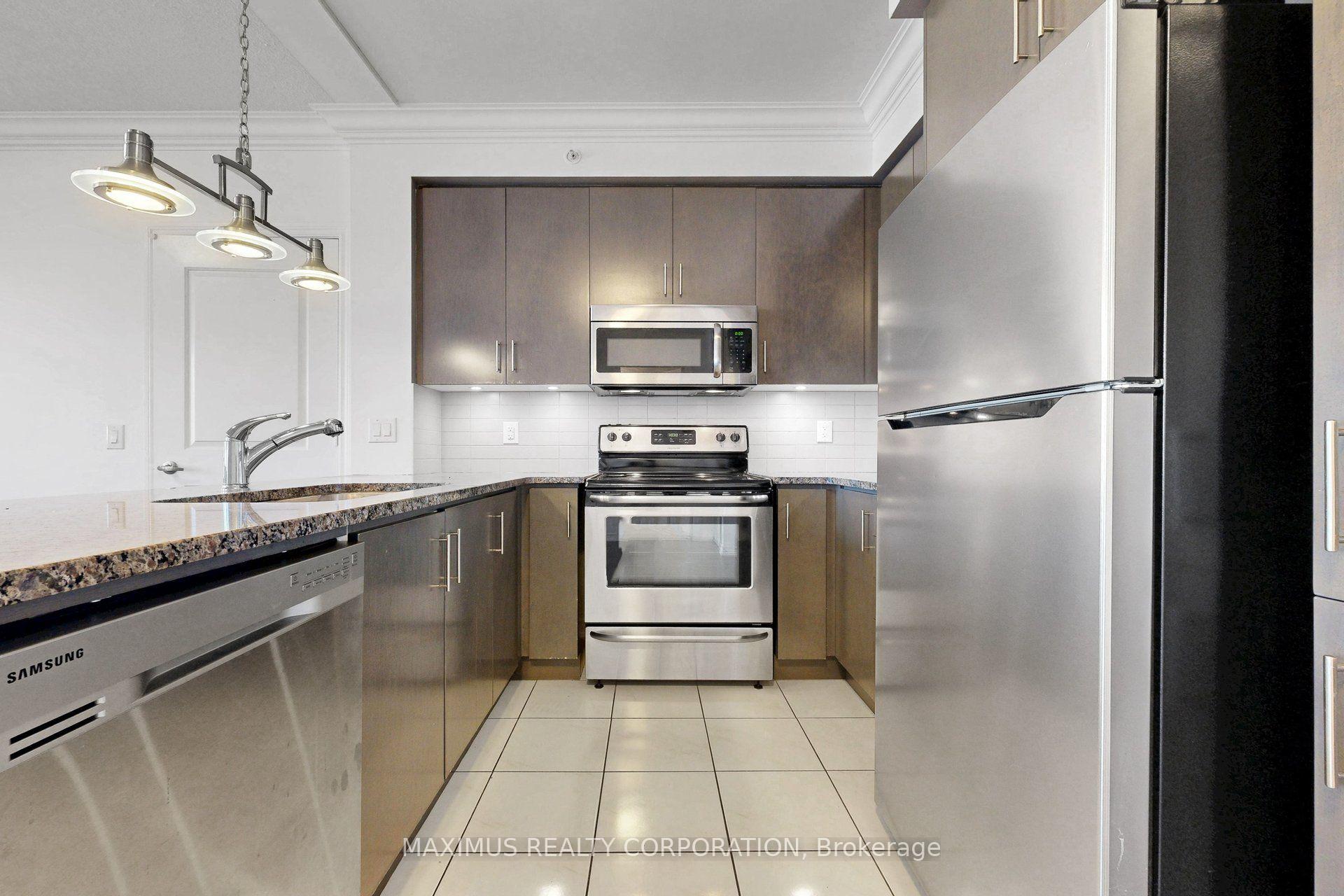 Photo 8 of Unit 1408, 9255 Jane Street, Vaughan, Maple — HOMEH